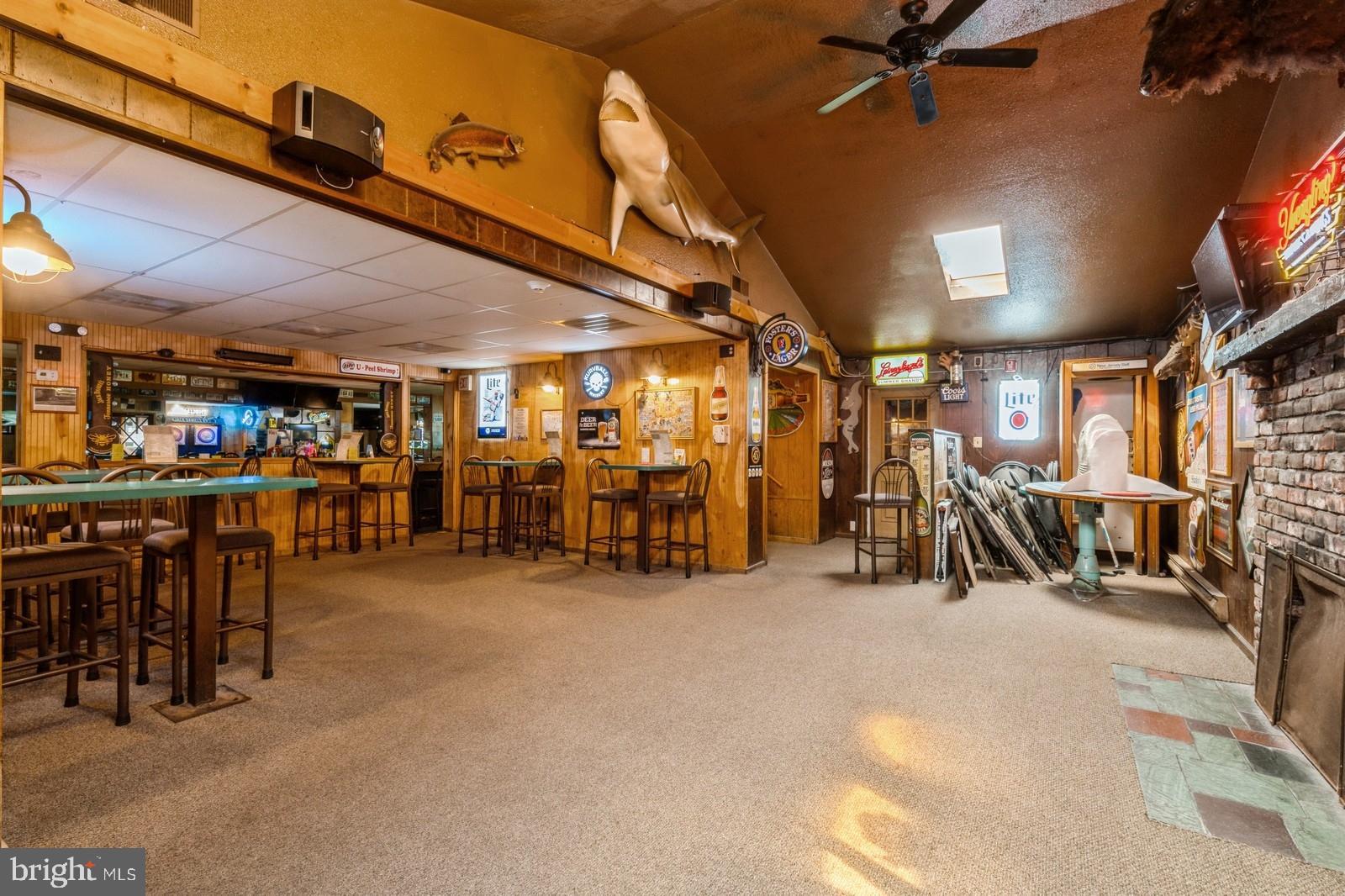 820 N BLACK HORSE PK