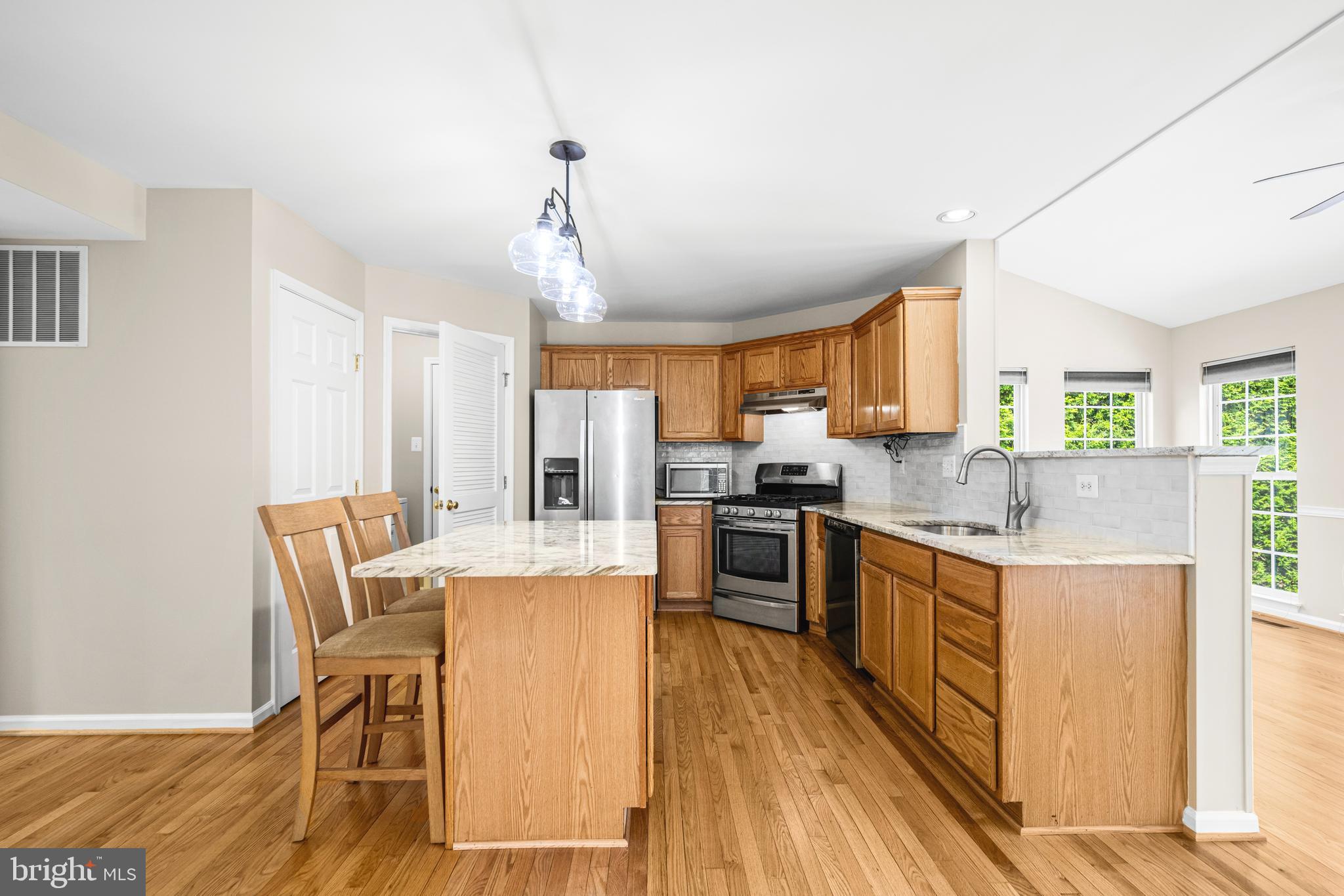 JENNA ESTATES - Residential