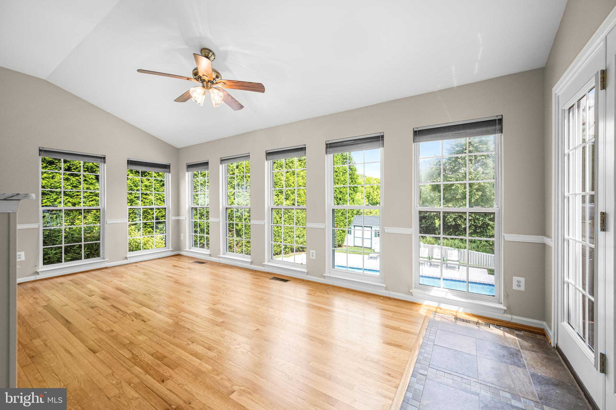 JENNA ESTATES - Residential