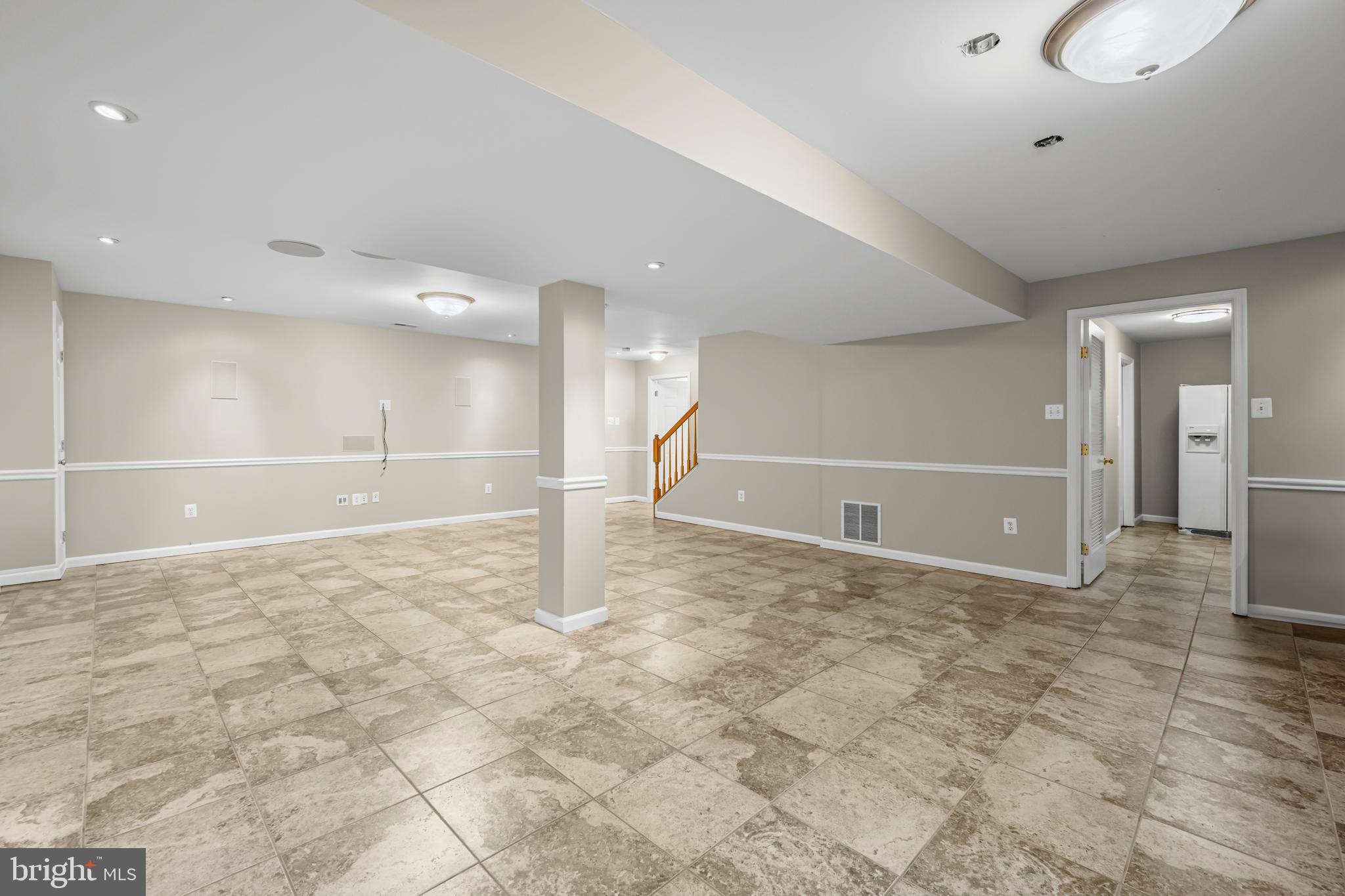 JENNA ESTATES - Residential