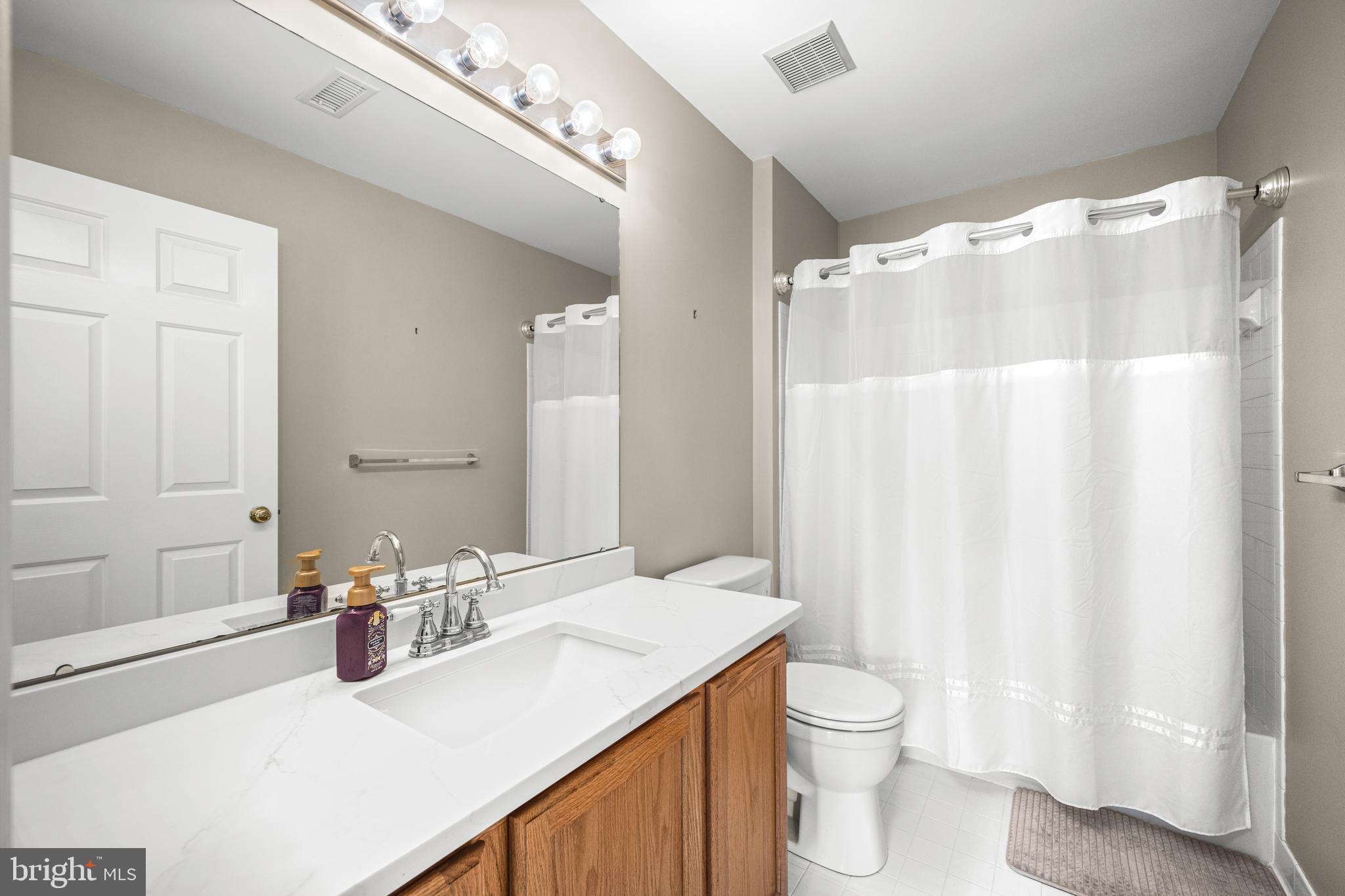 JENNA ESTATES - Residential