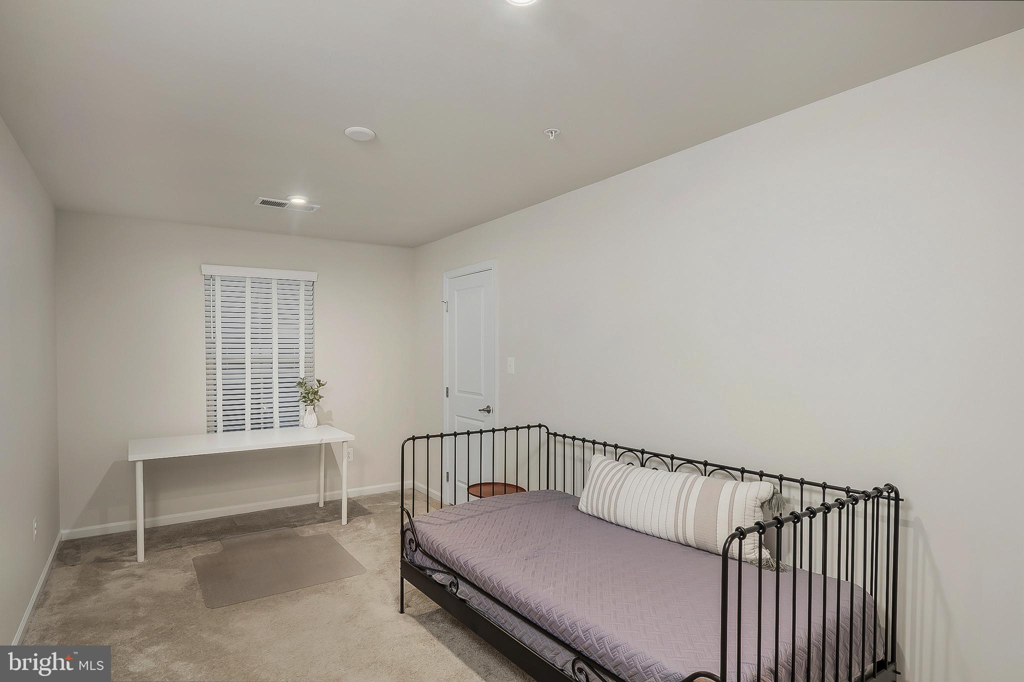RESERVE AT PONDVIEW - Residential