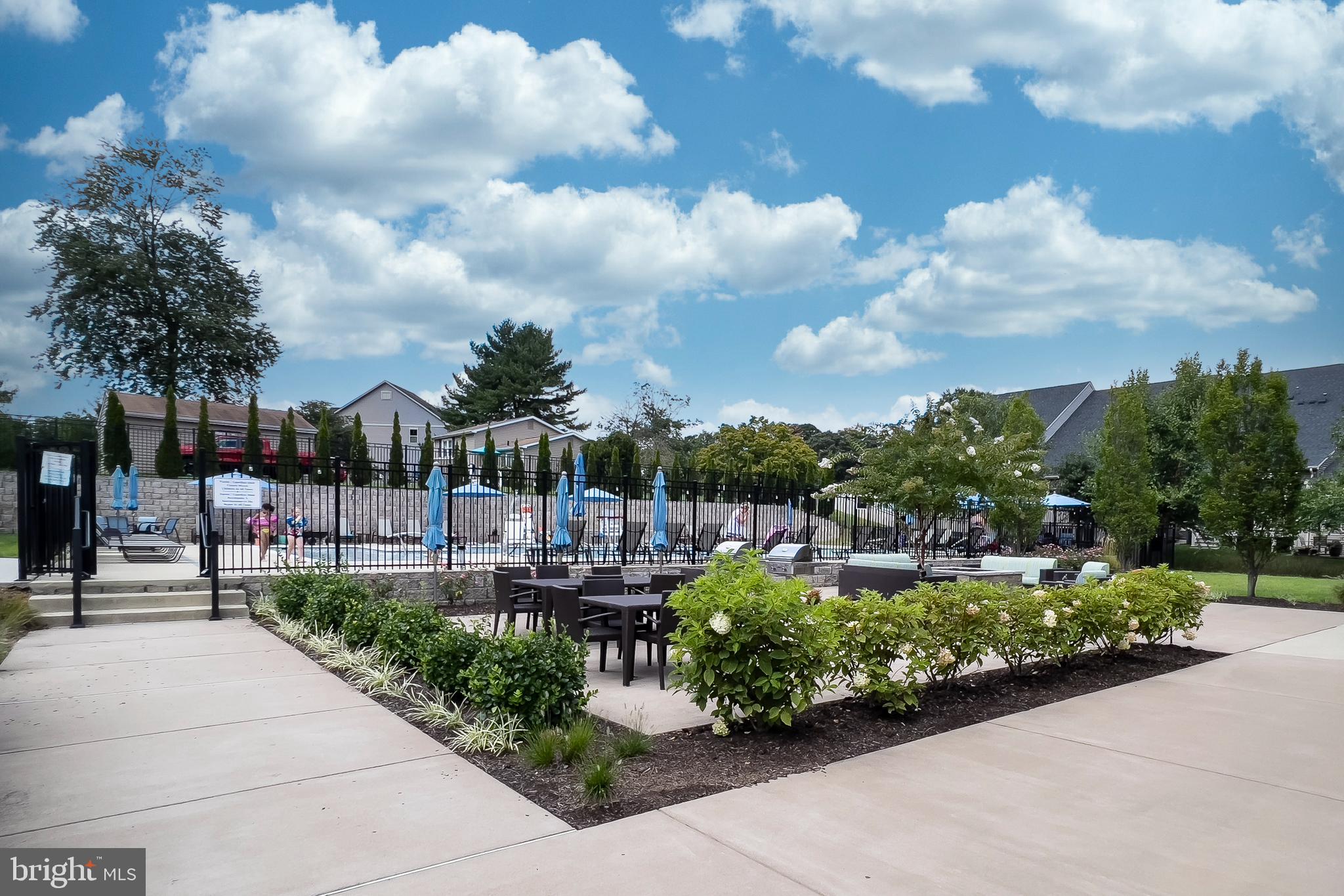 RESERVE AT PONDVIEW - Residential