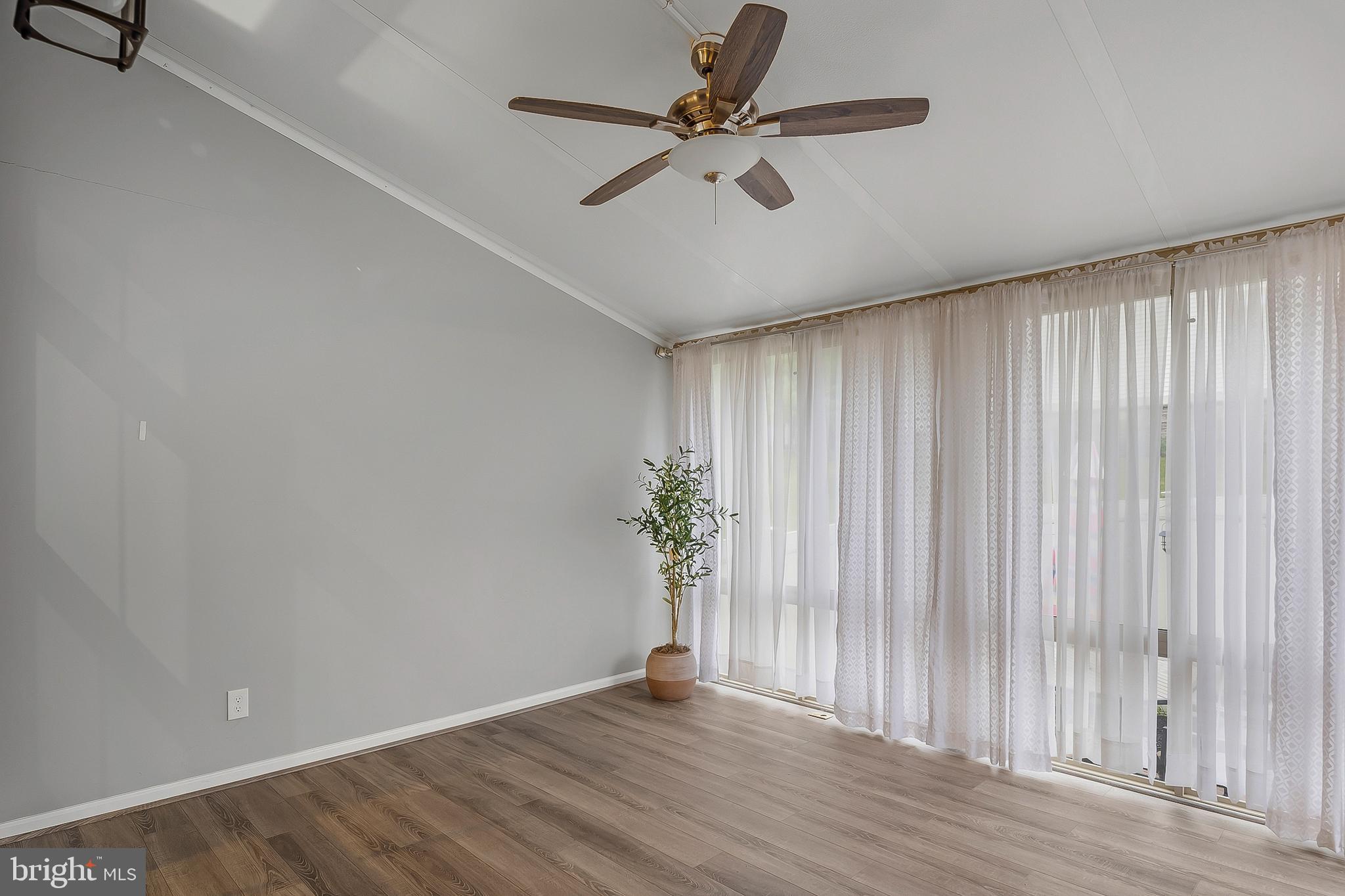 RESERVE AT PONDVIEW - Residential