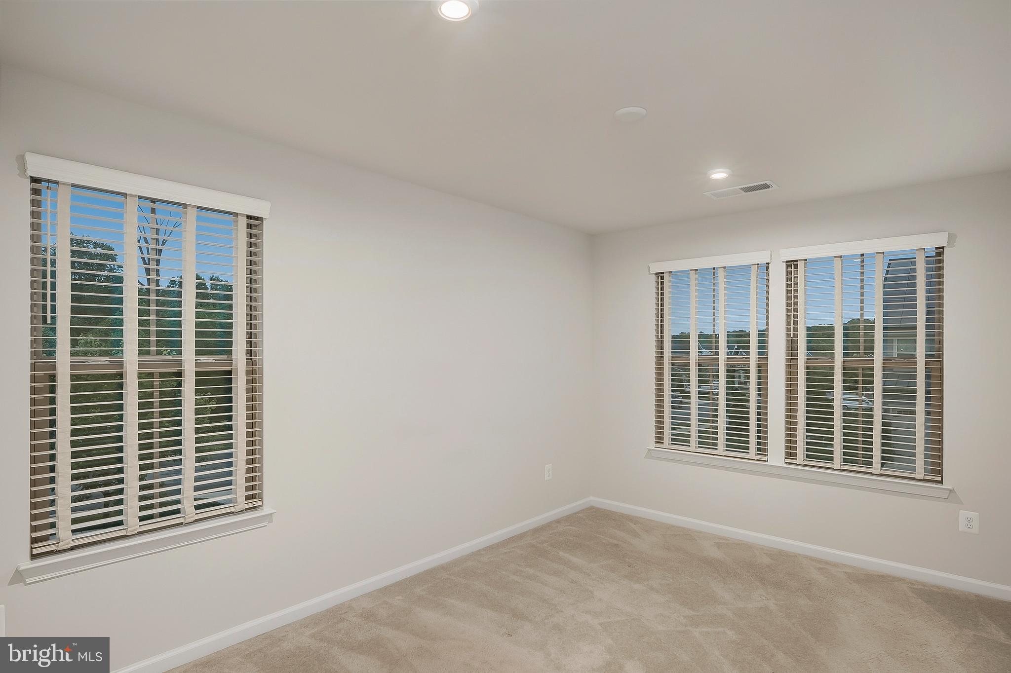 RESERVE AT PONDVIEW - Residential