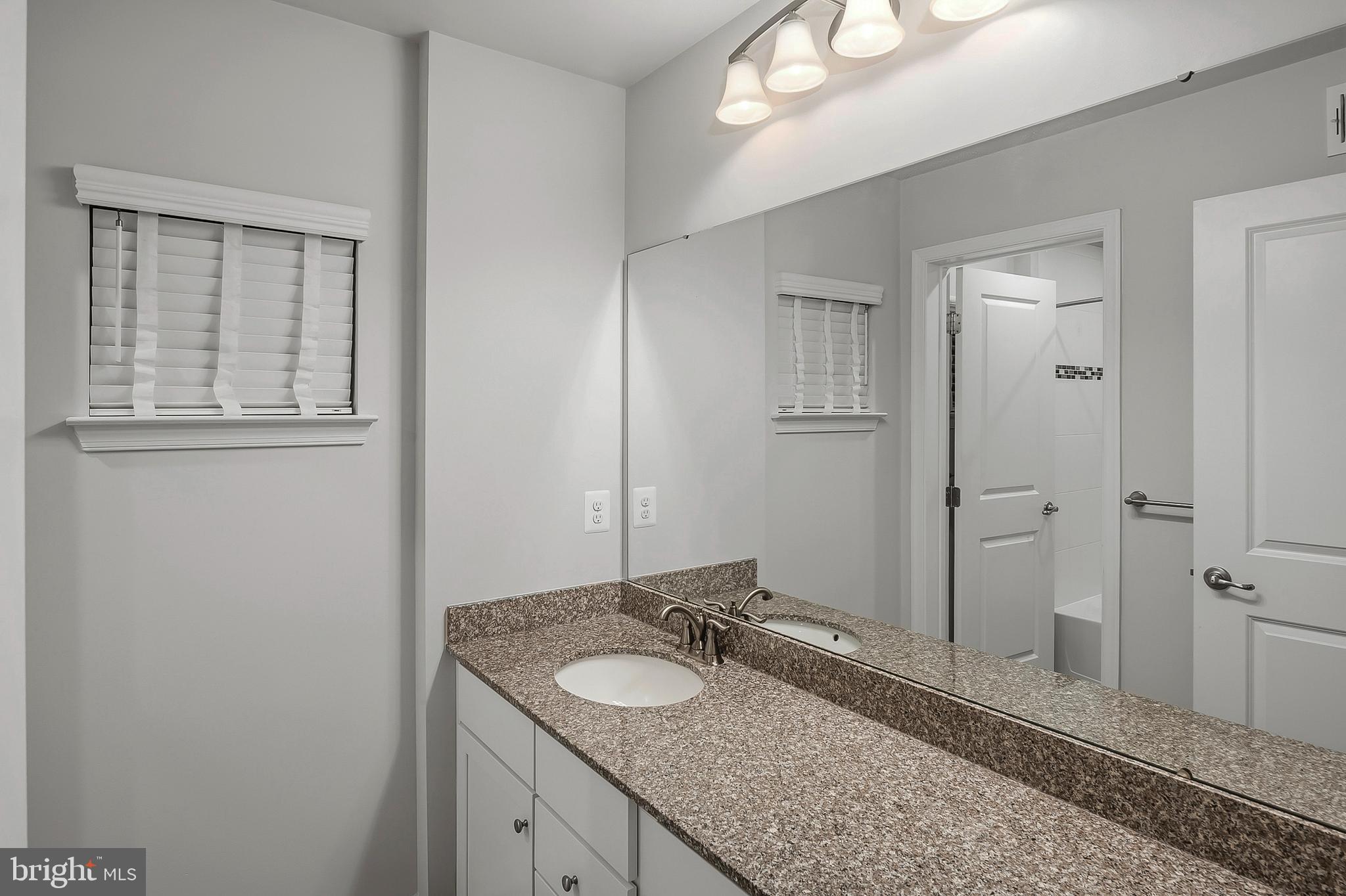 RESERVE AT PONDVIEW - Residential