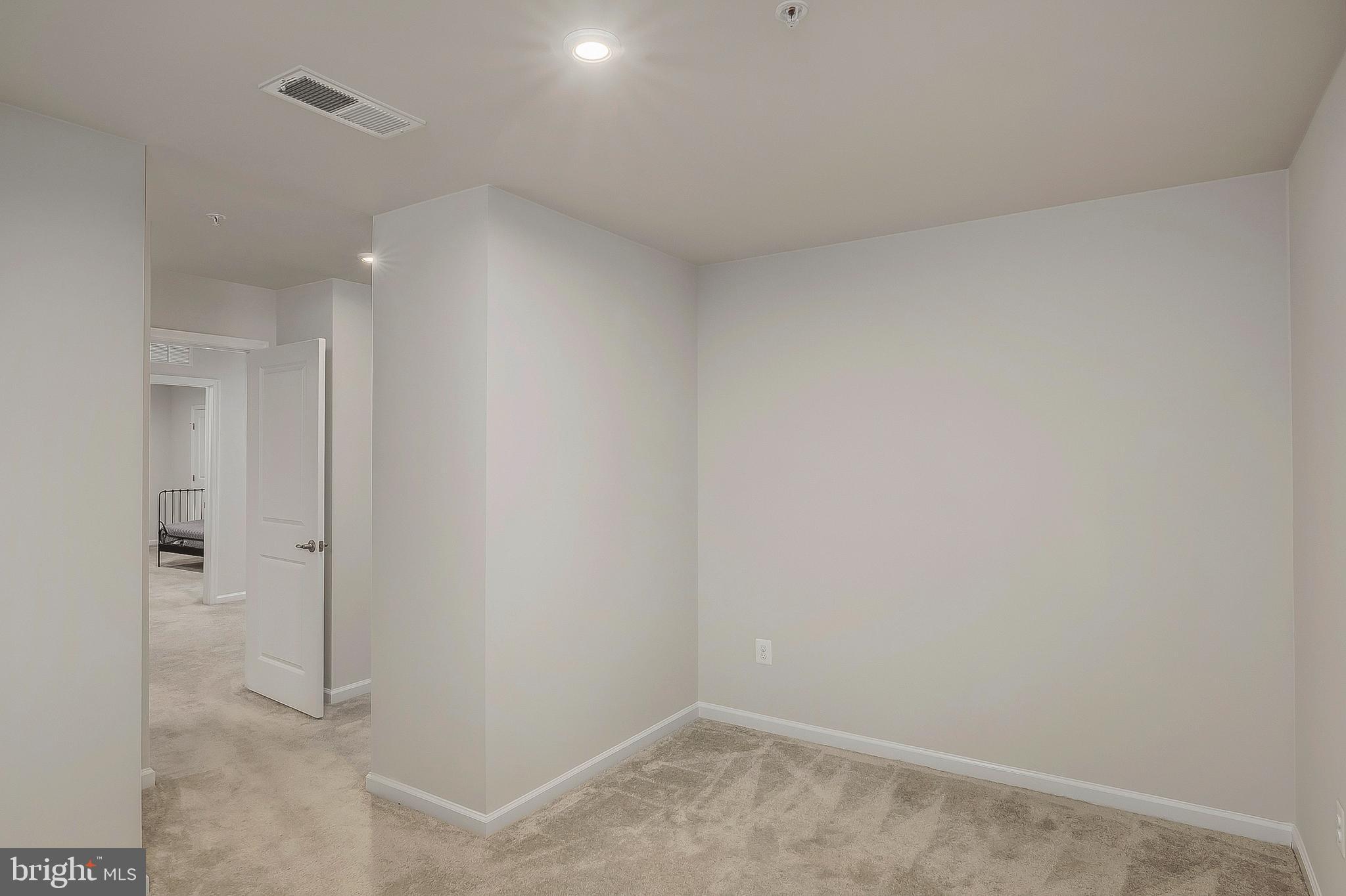 RESERVE AT PONDVIEW - Residential