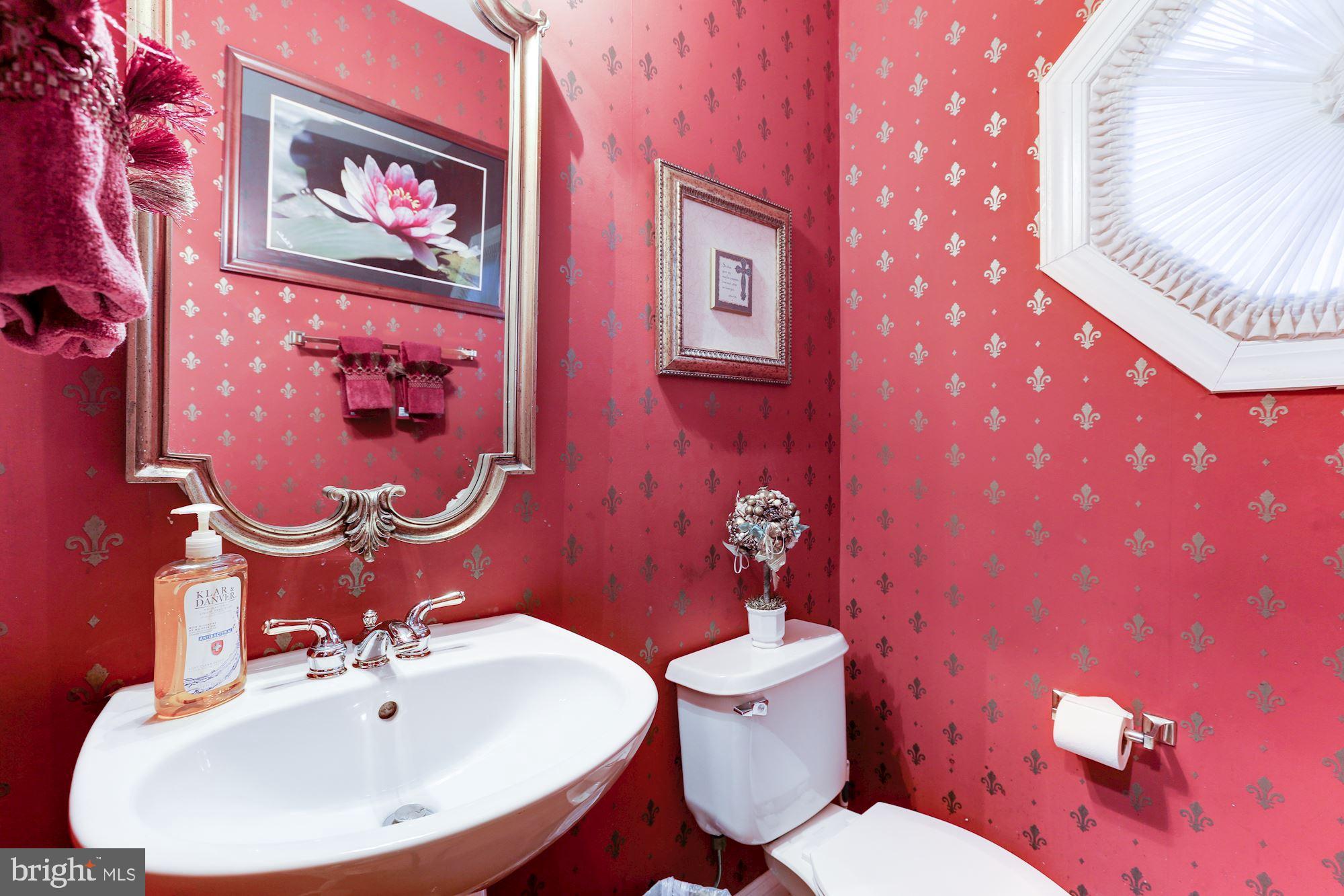 RIVER CREEK - Residential