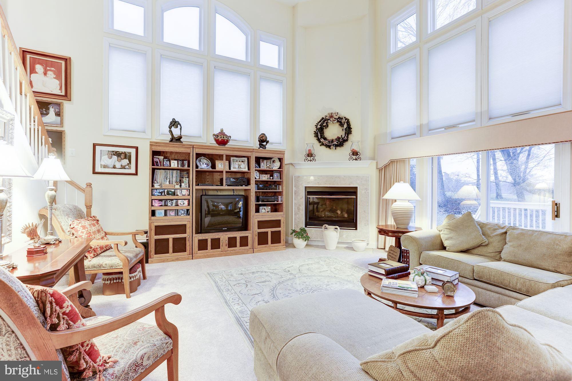 RIVER CREEK - Residential