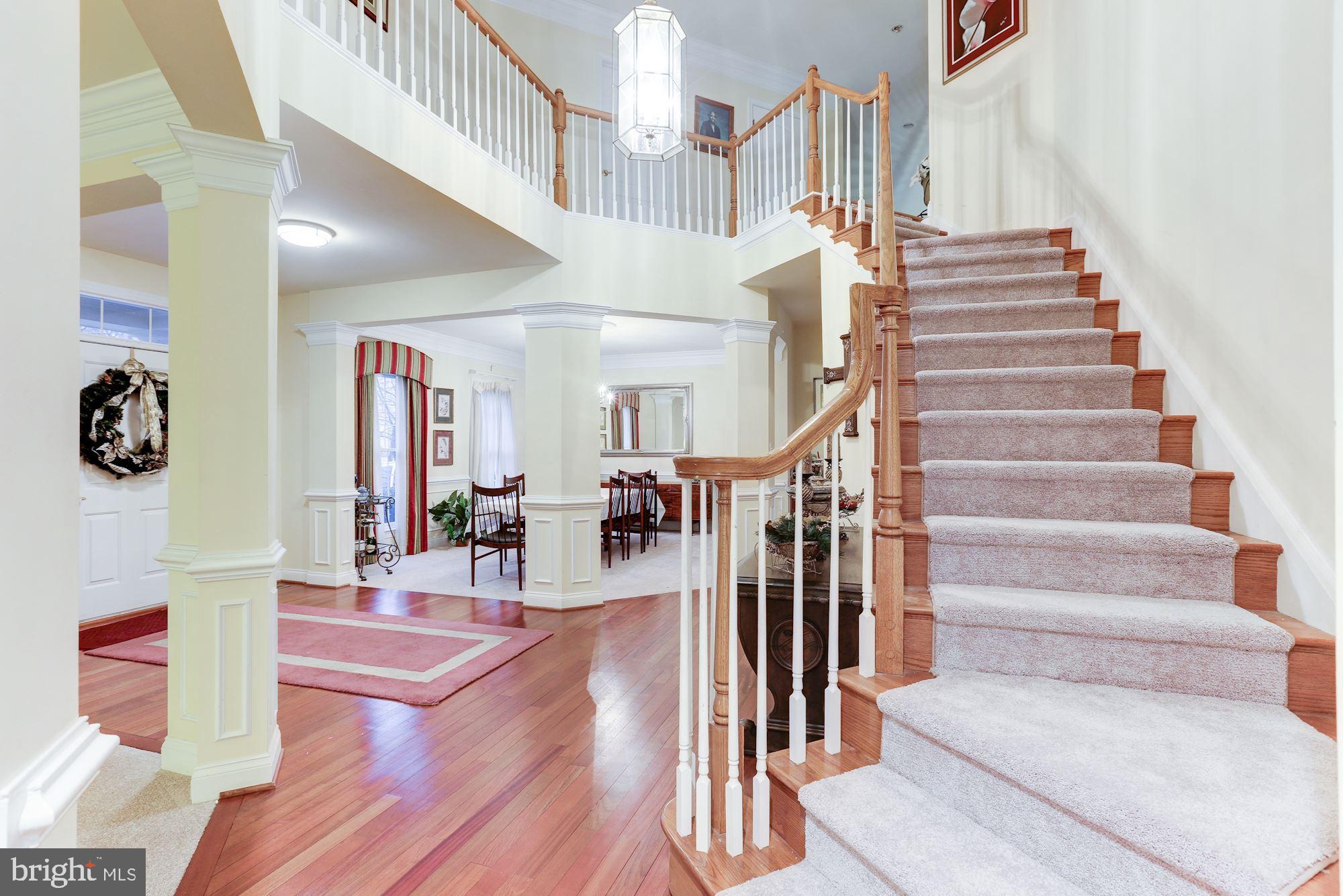 RIVER CREEK - Residential