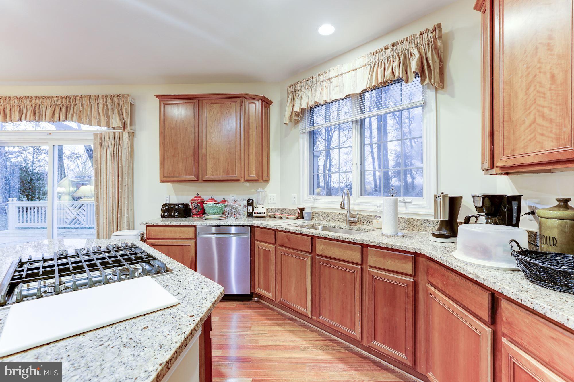 RIVER CREEK - Residential