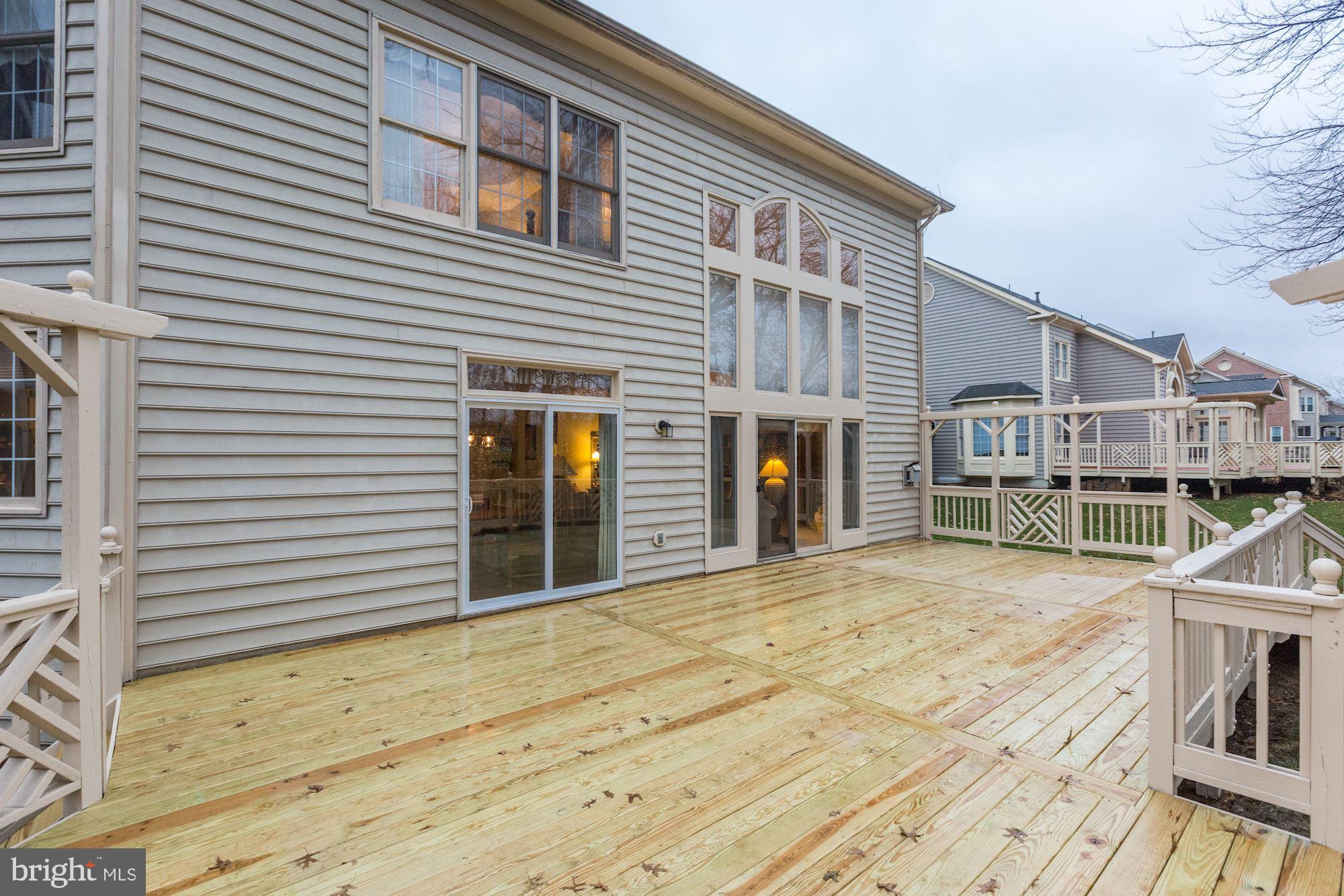 RIVER CREEK - Residential