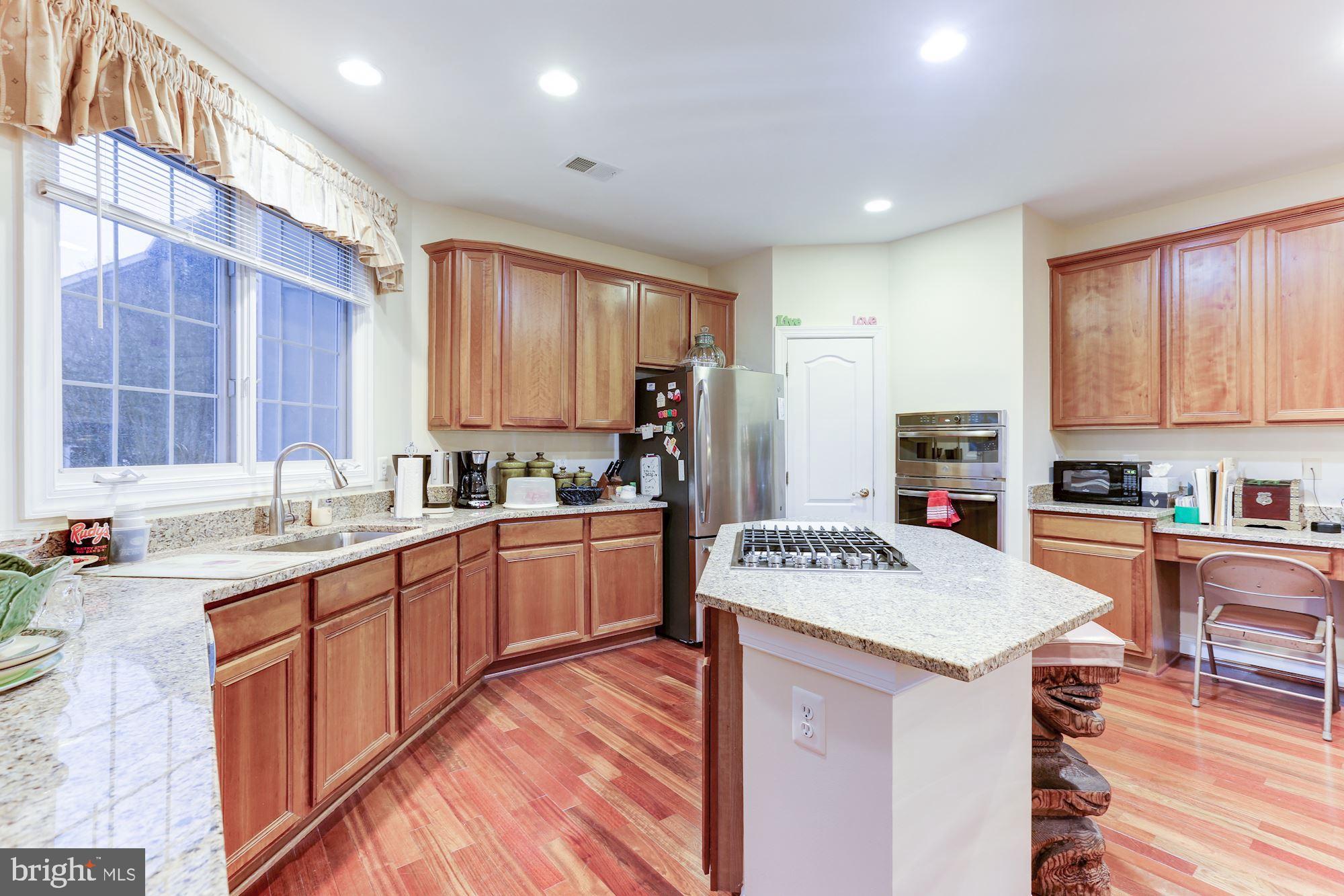 RIVER CREEK - Residential