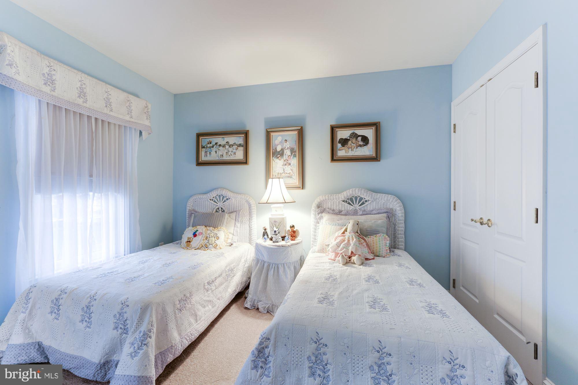 RIVER CREEK - Residential