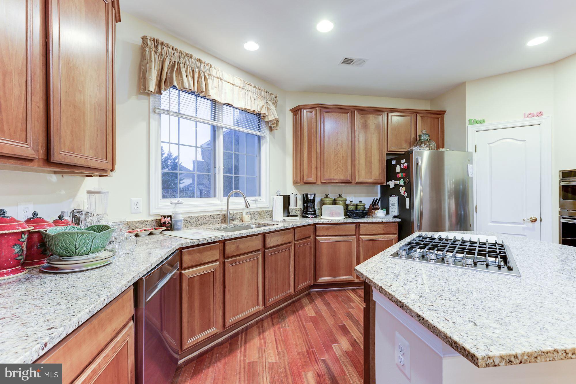 RIVER CREEK - Residential