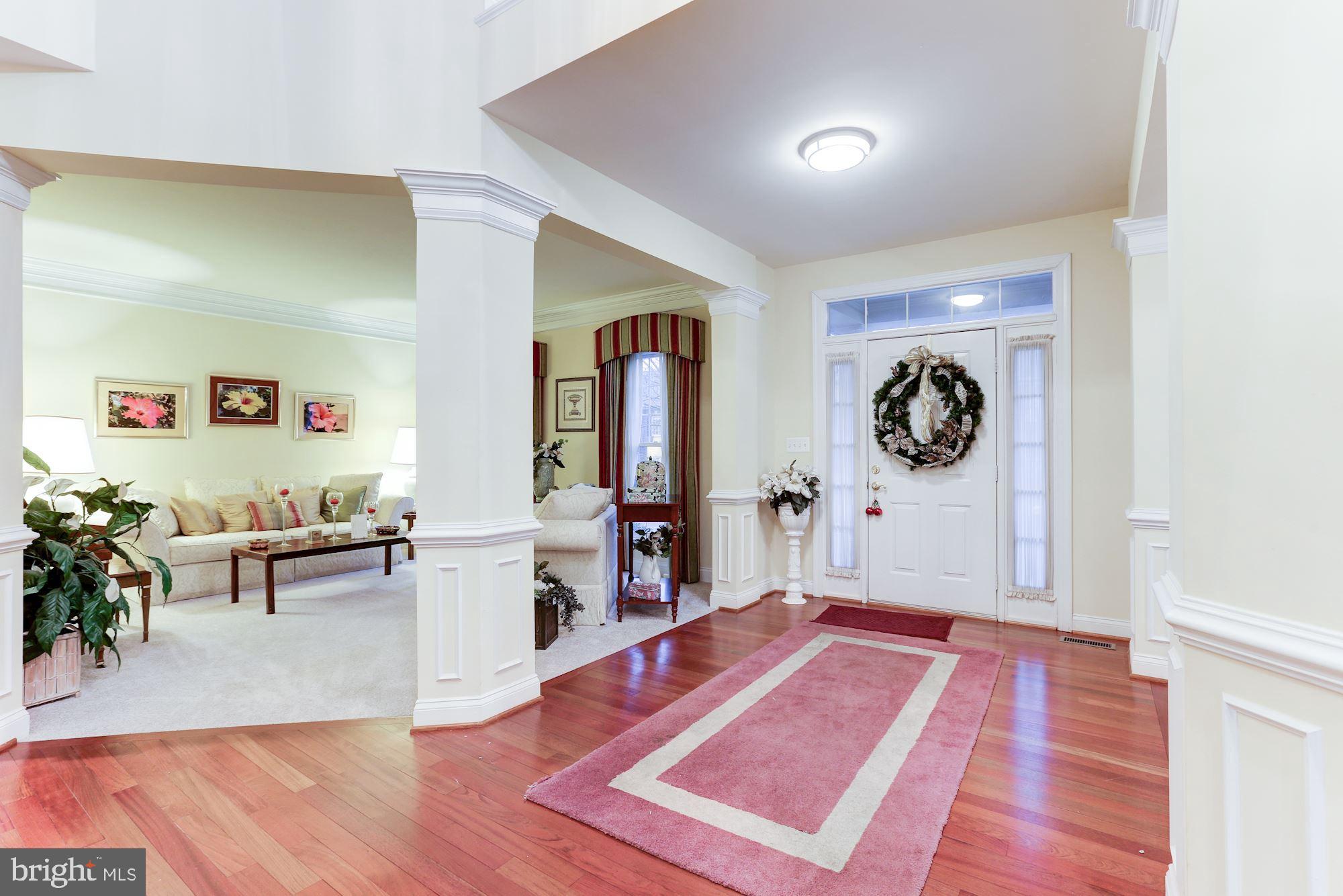 RIVER CREEK - Residential