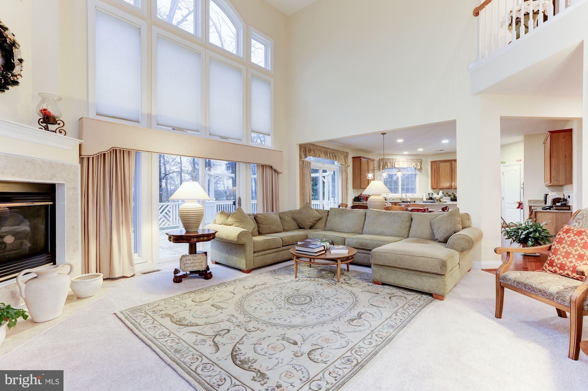 RIVER CREEK - Residential