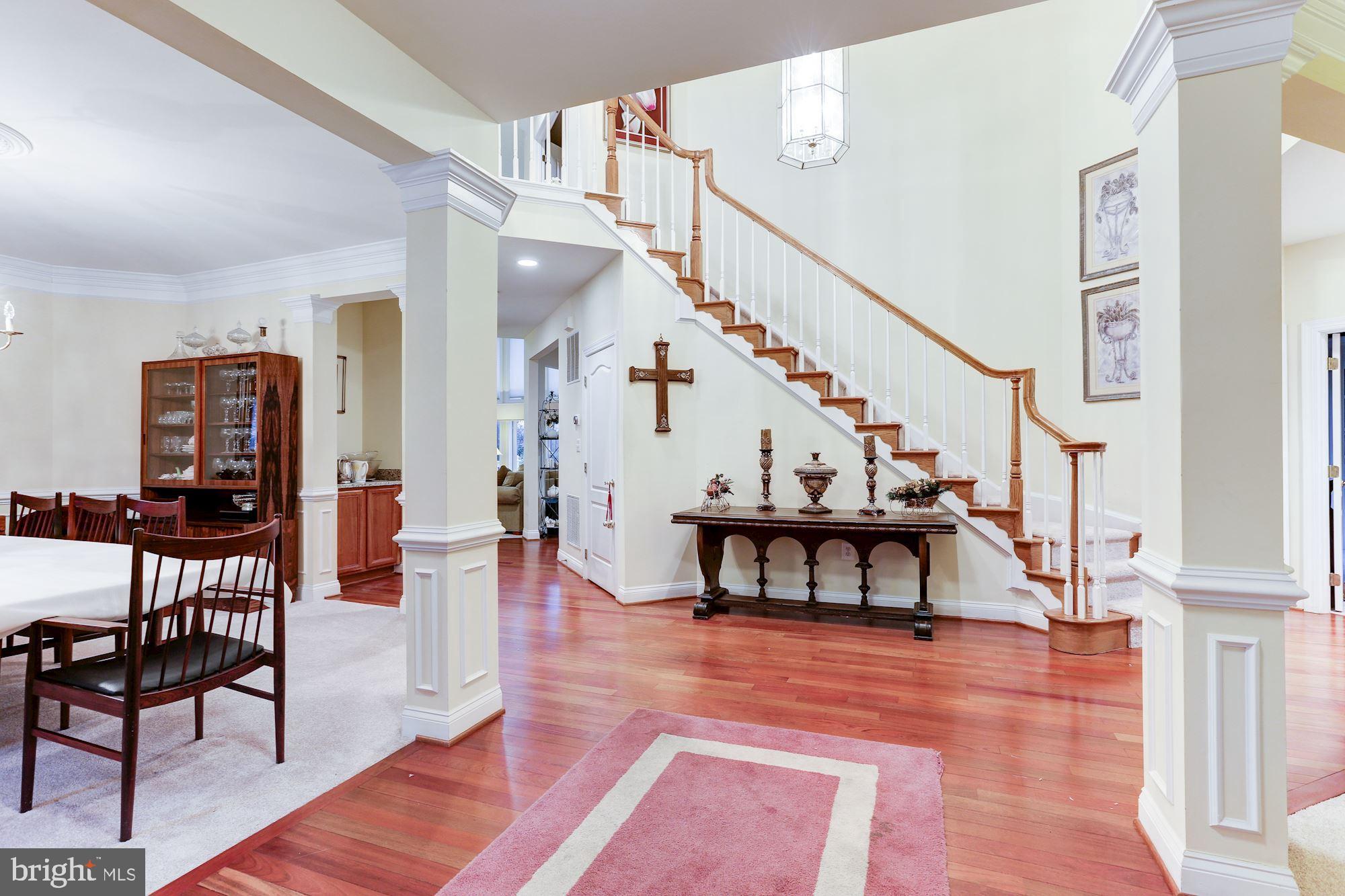 RIVER CREEK - Residential