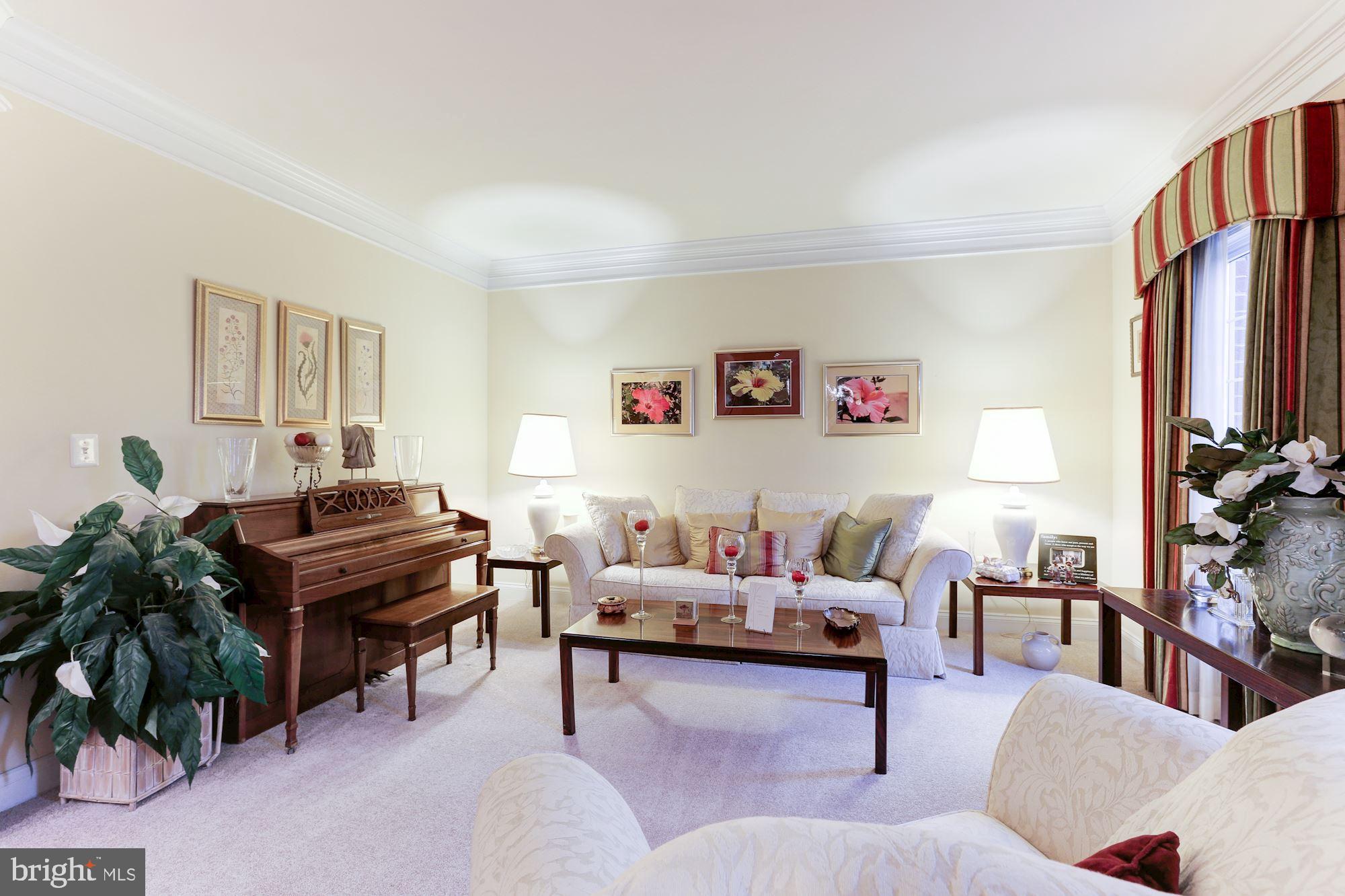 RIVER CREEK - Residential