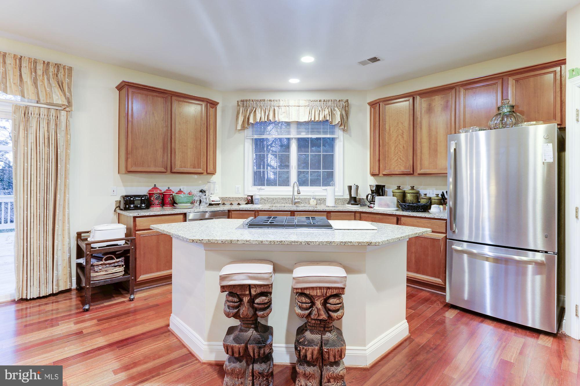 RIVER CREEK - Residential