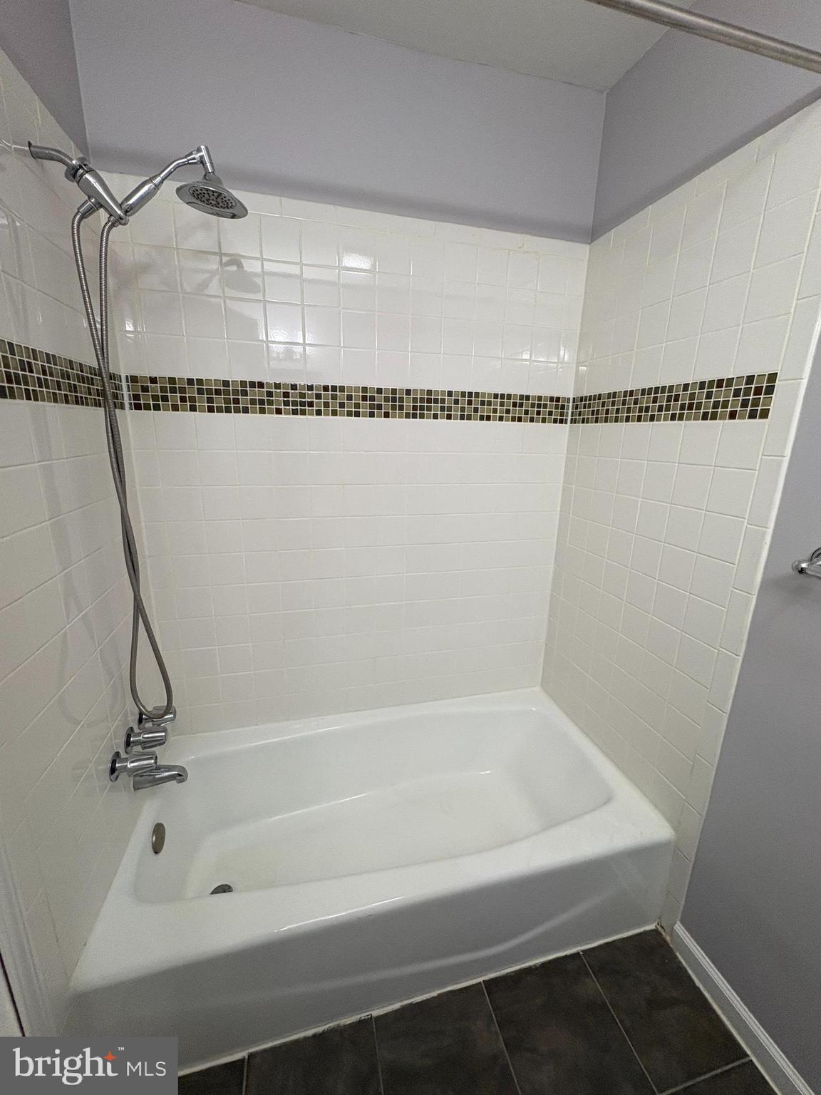 GEORGETOWN WOODS - Residential