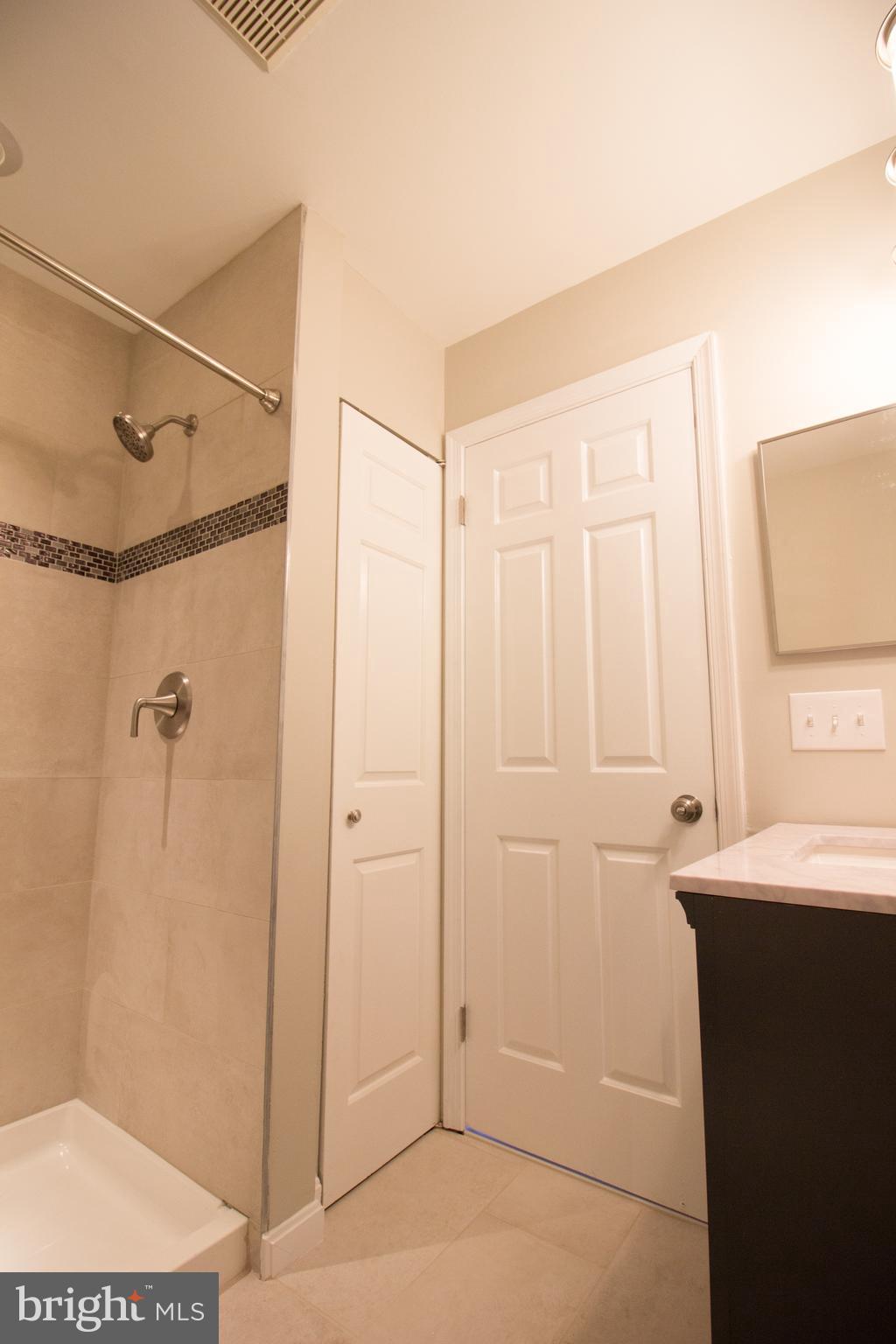 CARRIAGE WALK - Residential