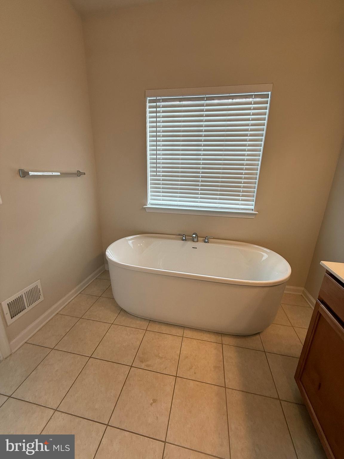 BLACKBURN - Residential Lease