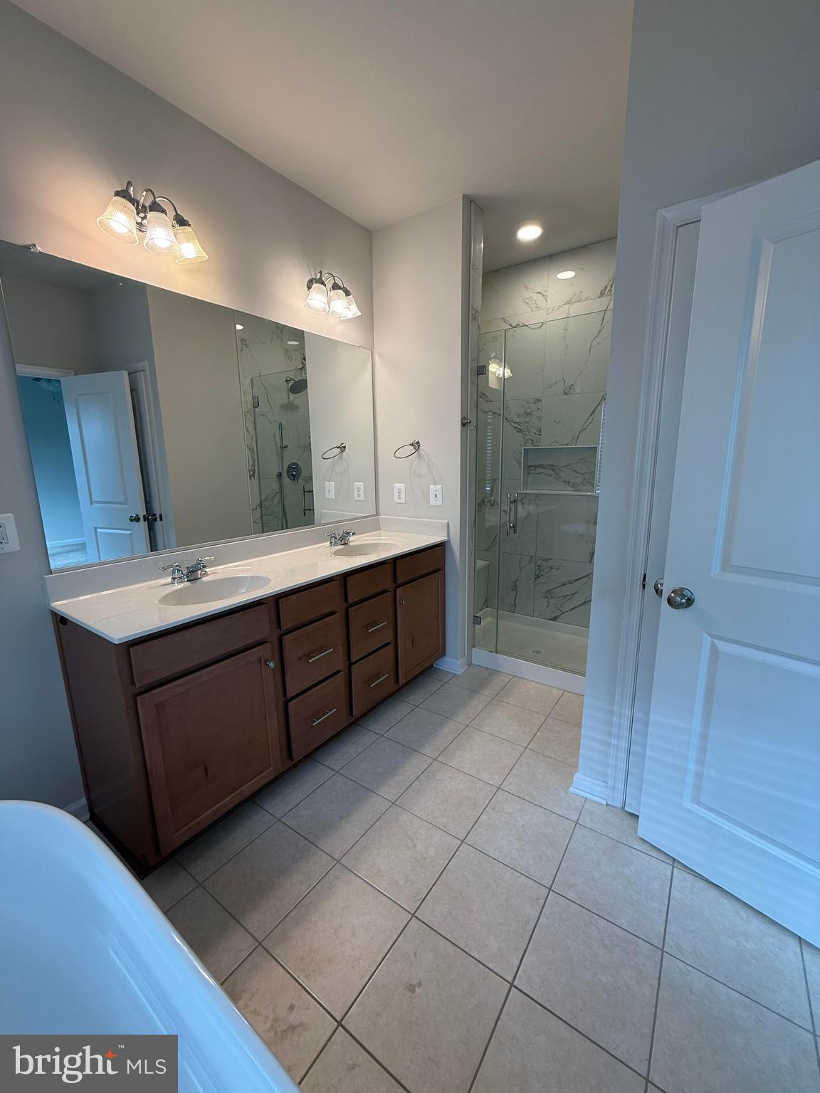 BLACKBURN - Residential Lease