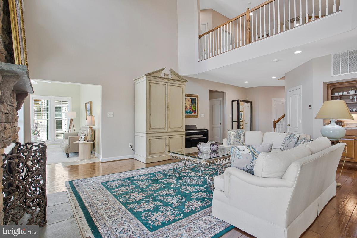 MONTICELLO - Residential