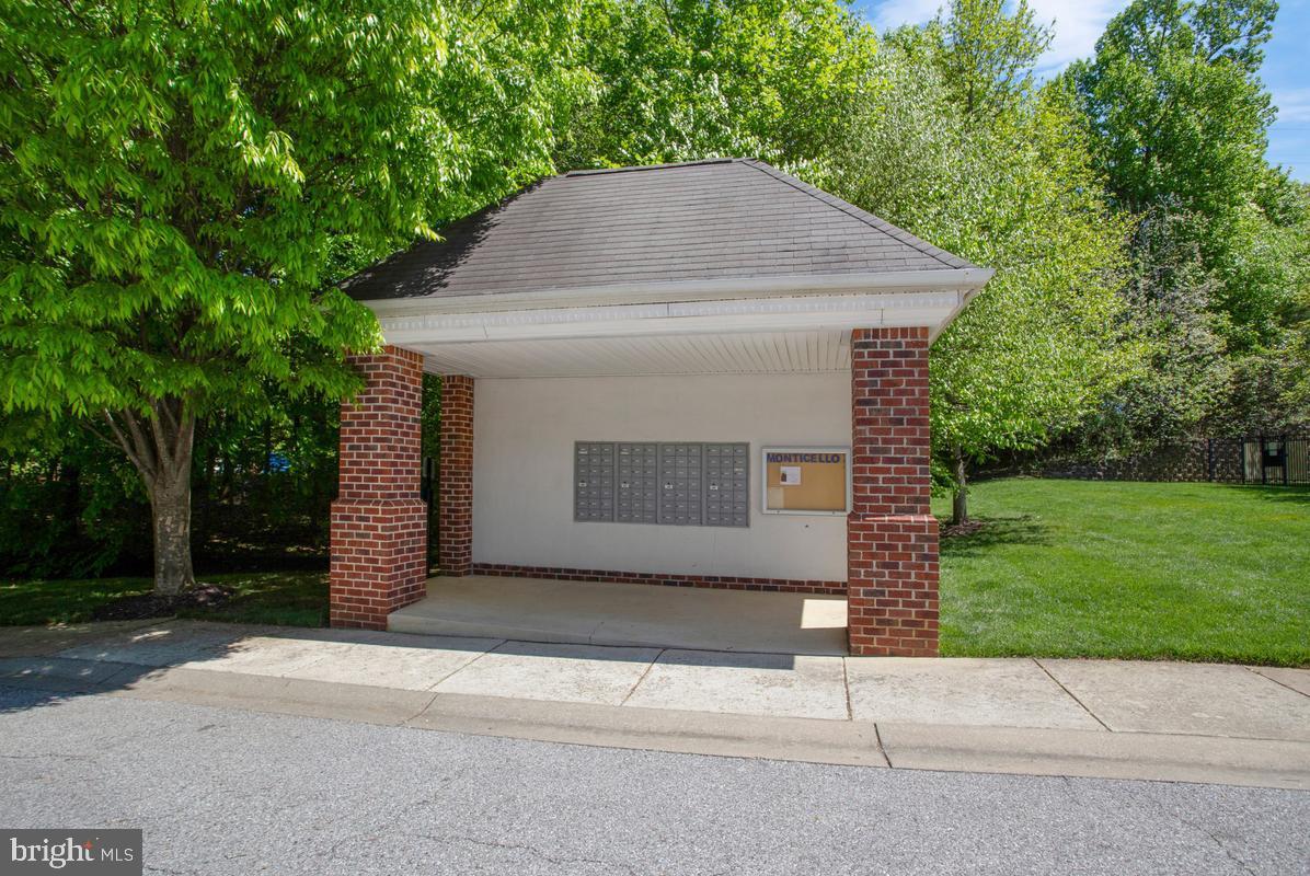 MONTICELLO - Residential