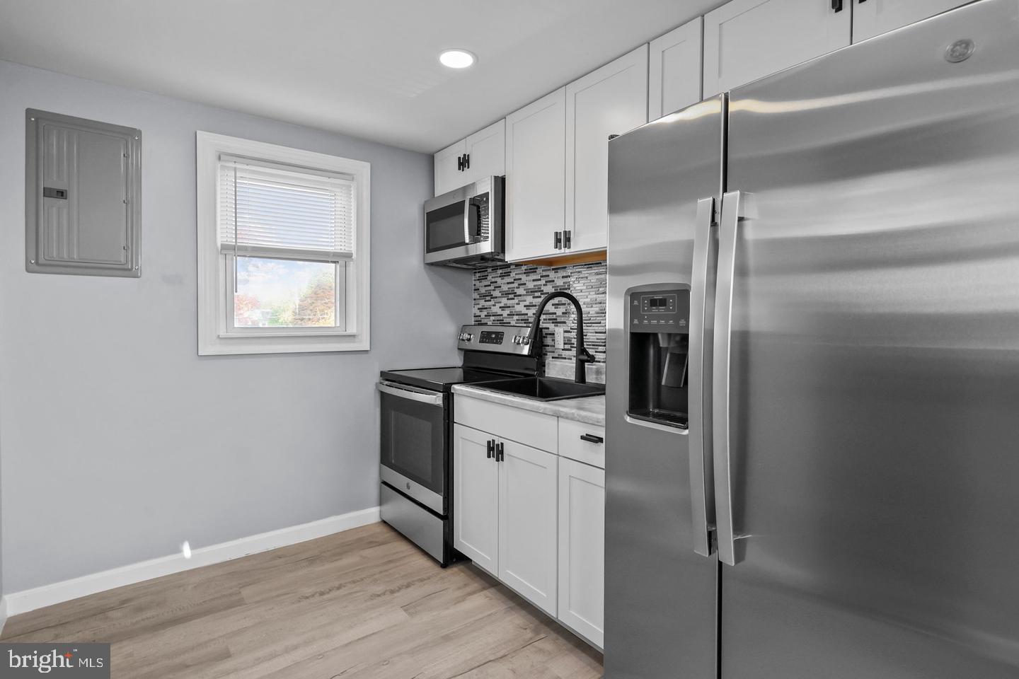 111 WALNUT AVENUE