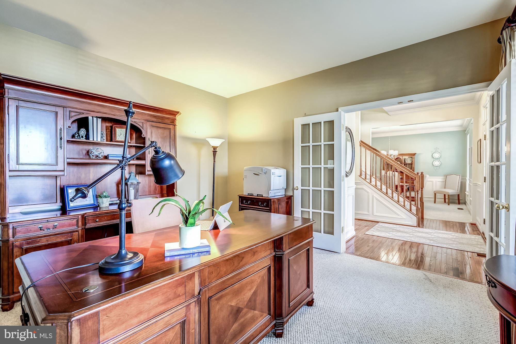 SOUTH RIDING - Residential