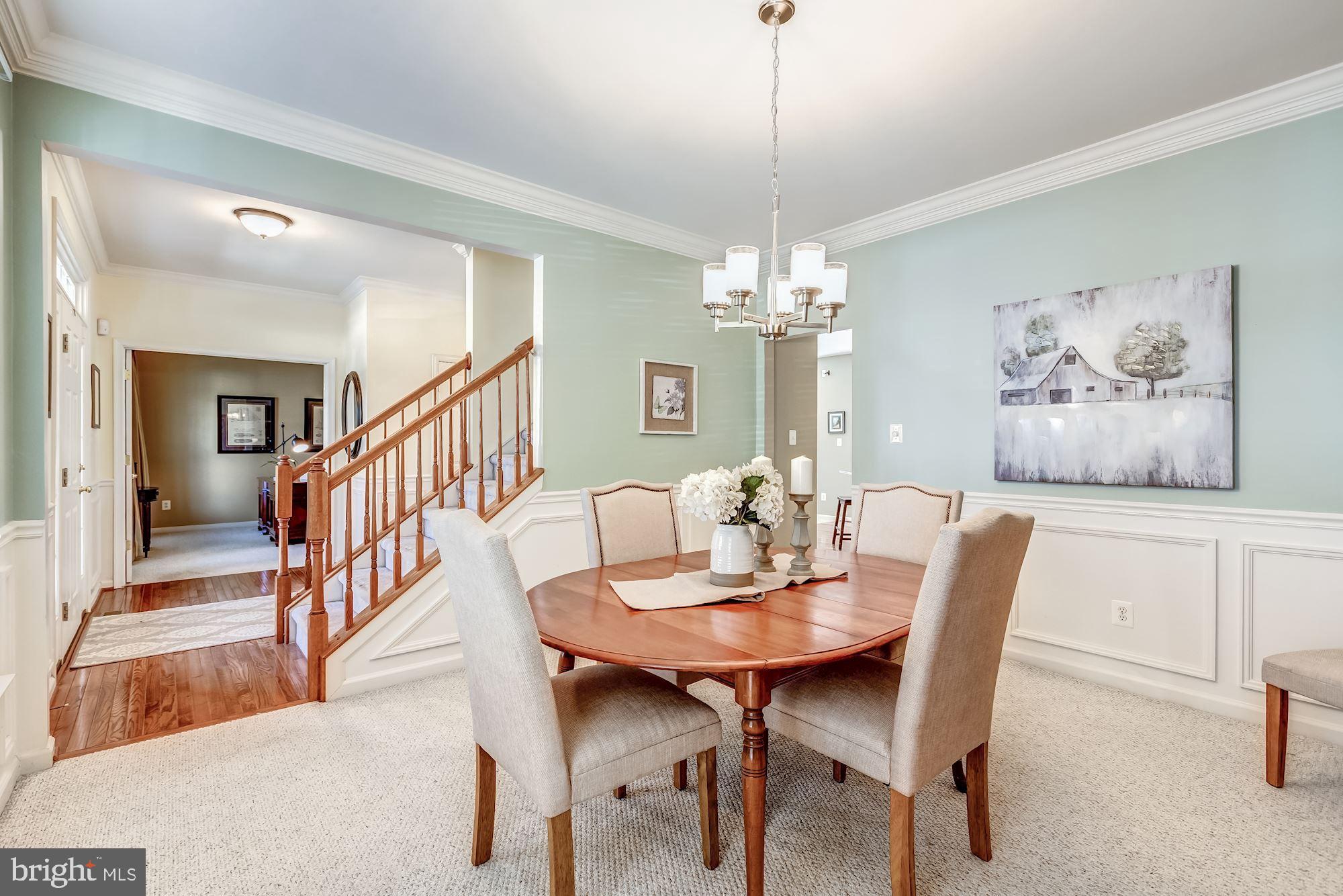 SOUTH RIDING - Residential