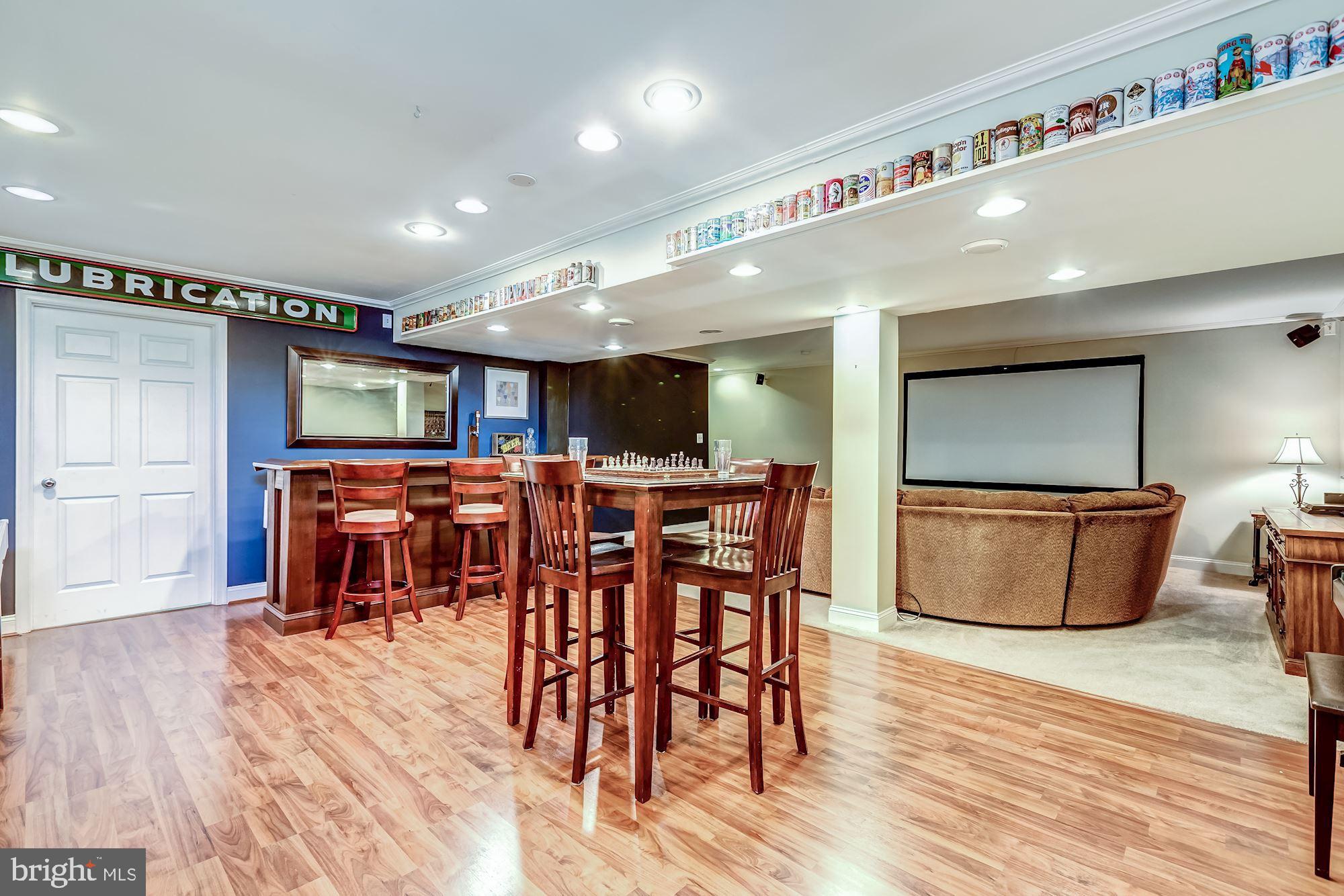 SOUTH RIDING - Residential