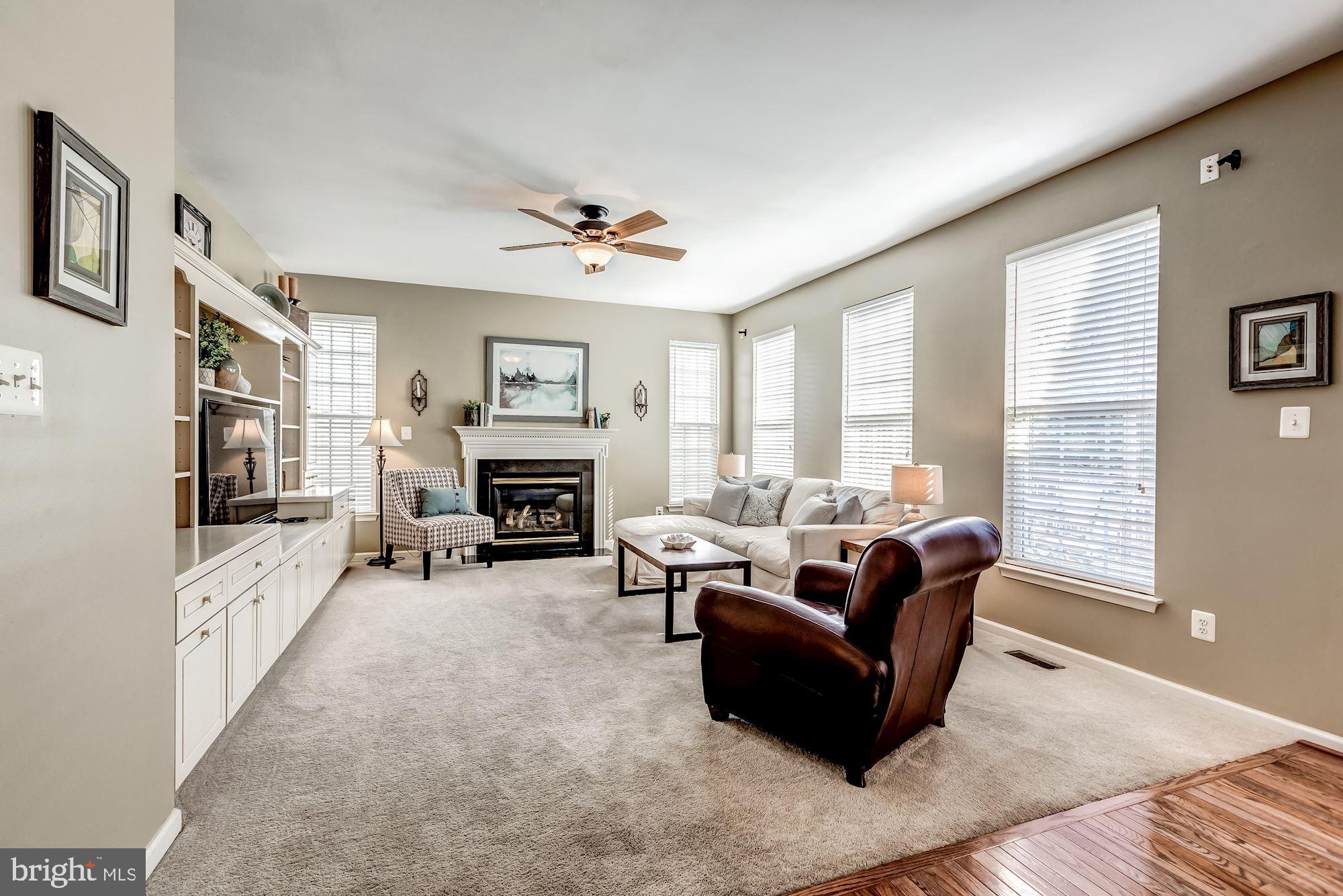 SOUTH RIDING - Residential