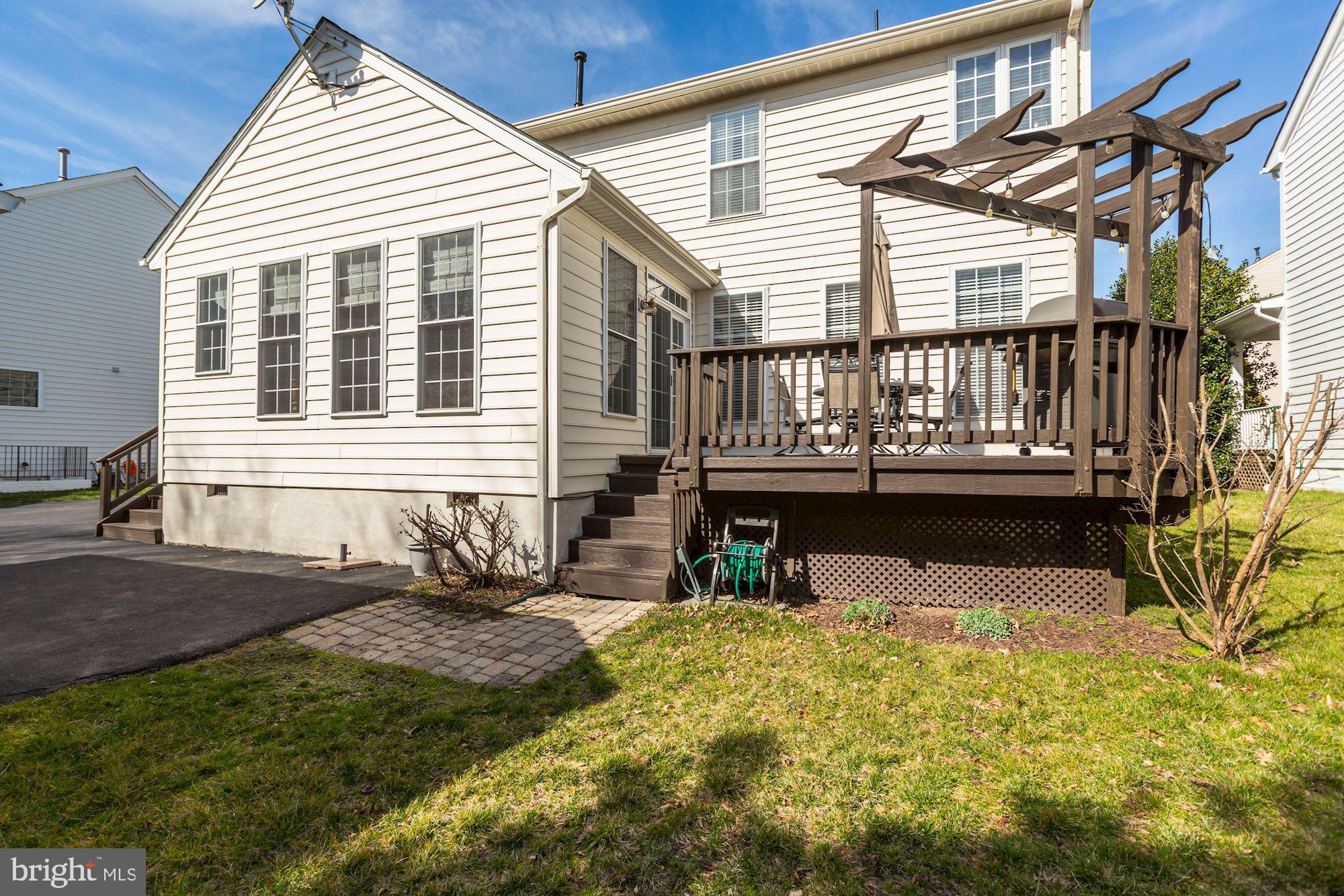 SOUTH RIDING - Residential