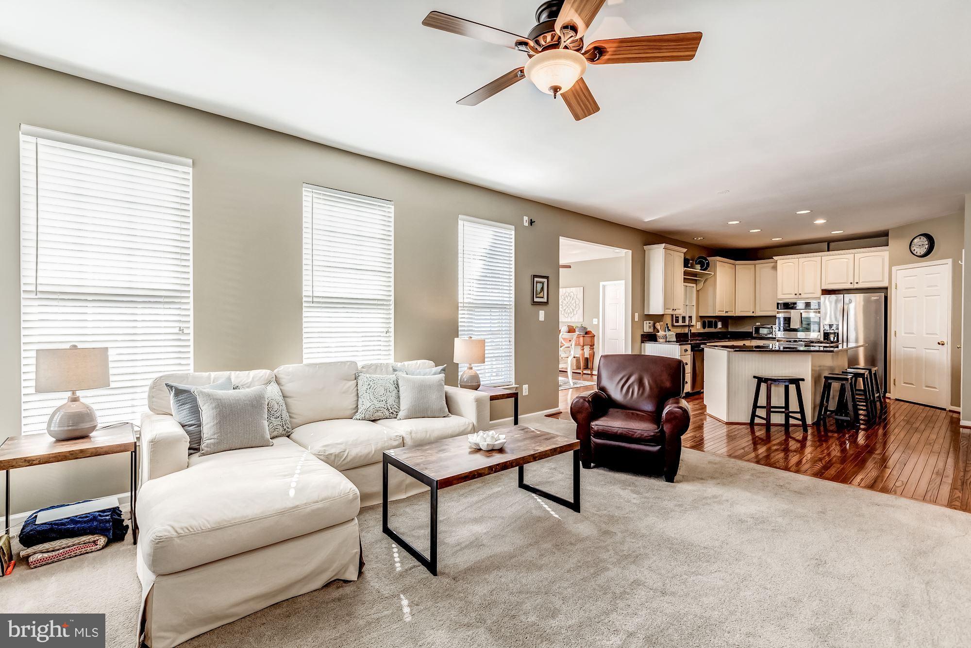 SOUTH RIDING - Residential