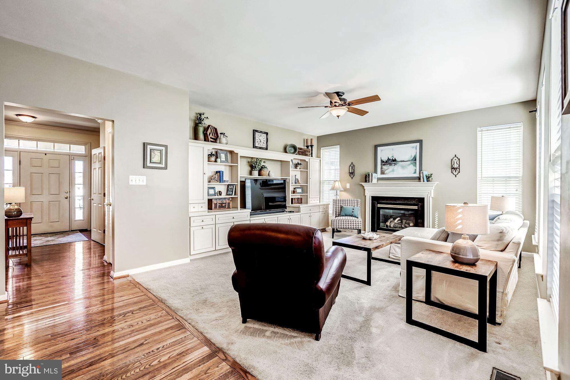 SOUTH RIDING - Residential