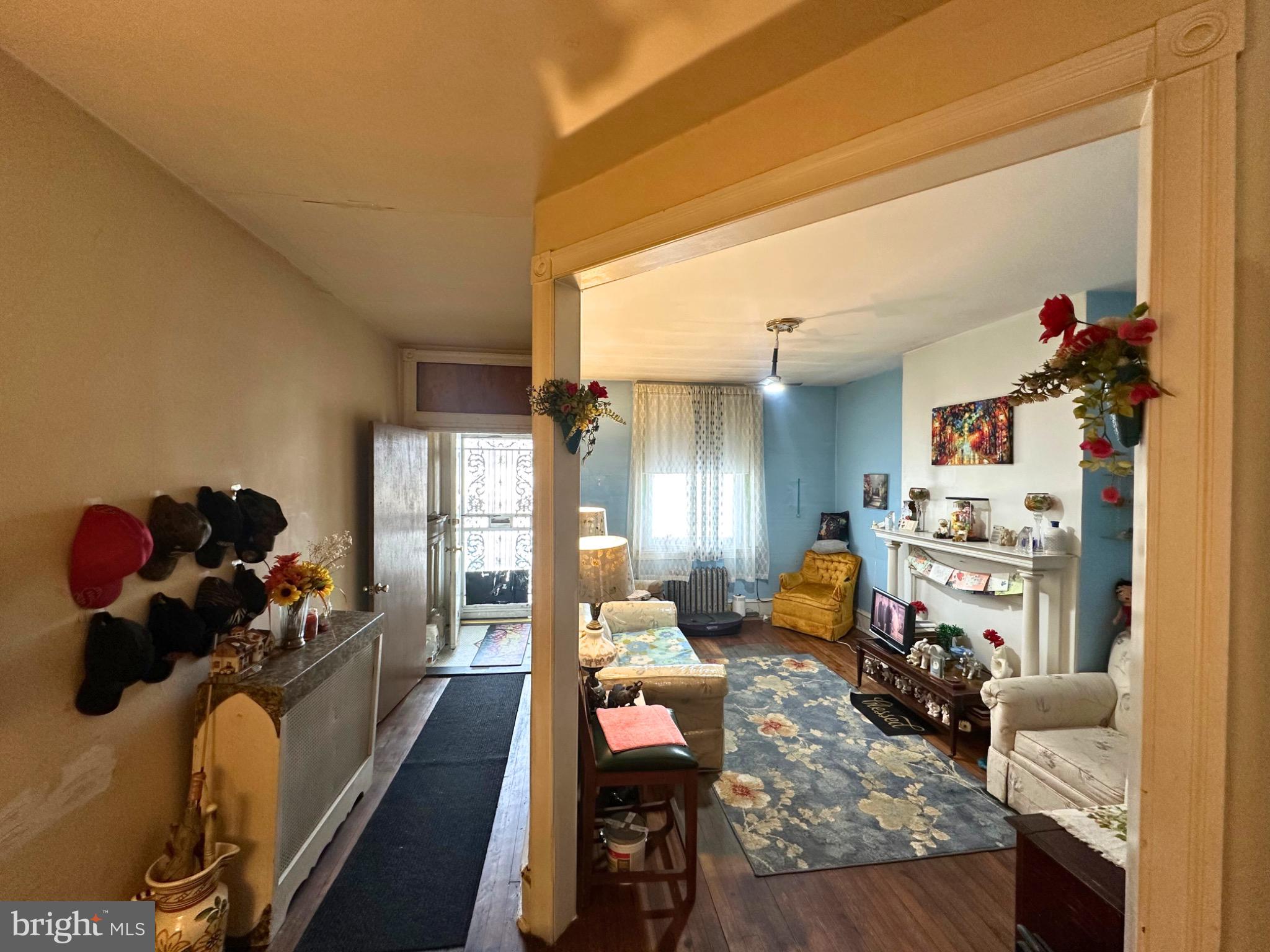 STRAWBERRY MANSION - Residential