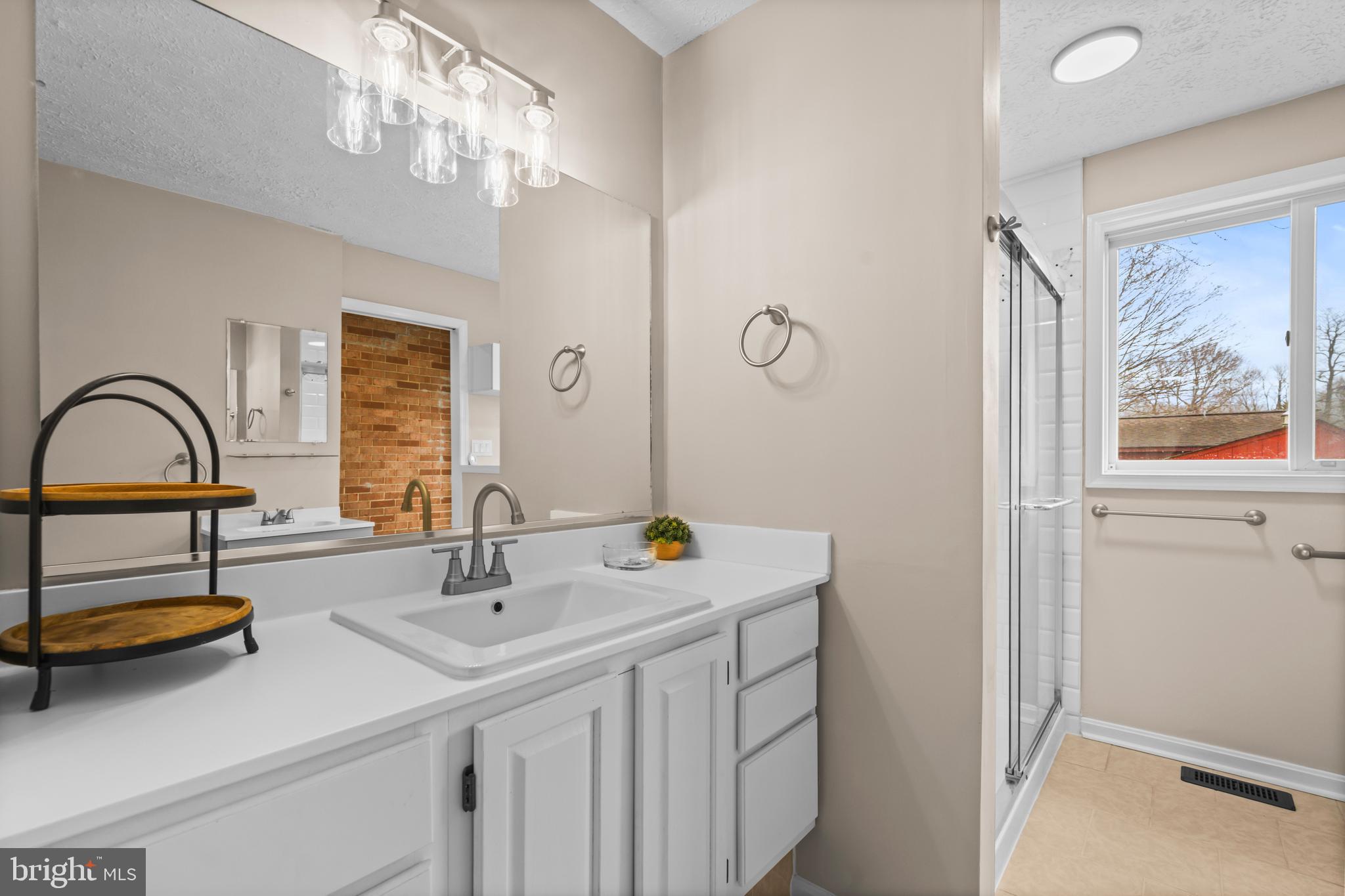 WHITE PLAINS VILLAGE SUB - Residential