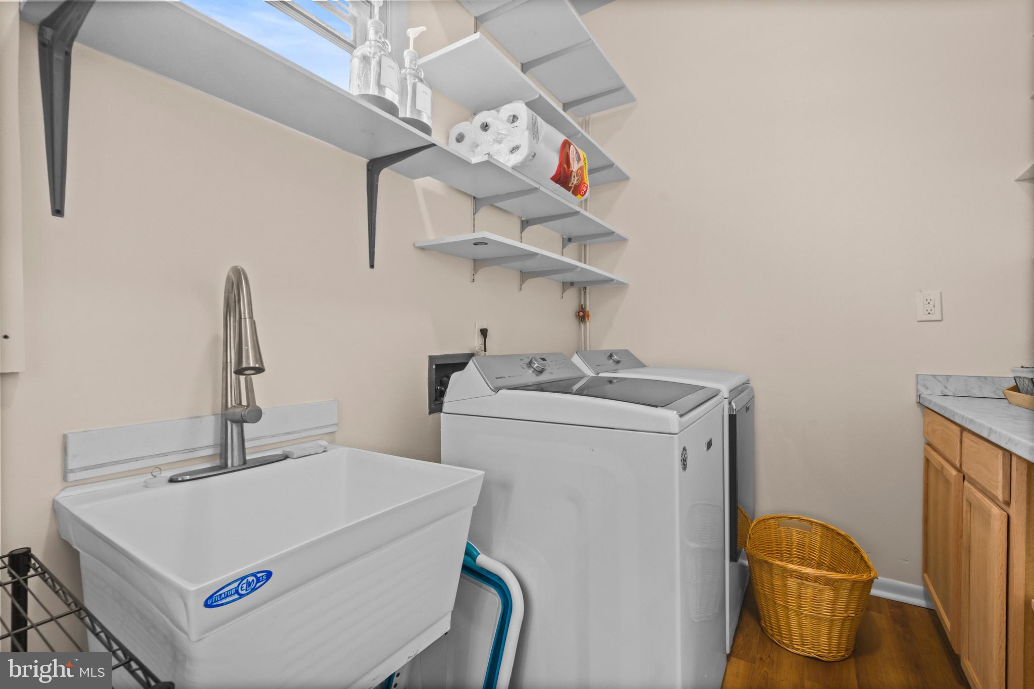 WHITE PLAINS VILLAGE SUB - Residential