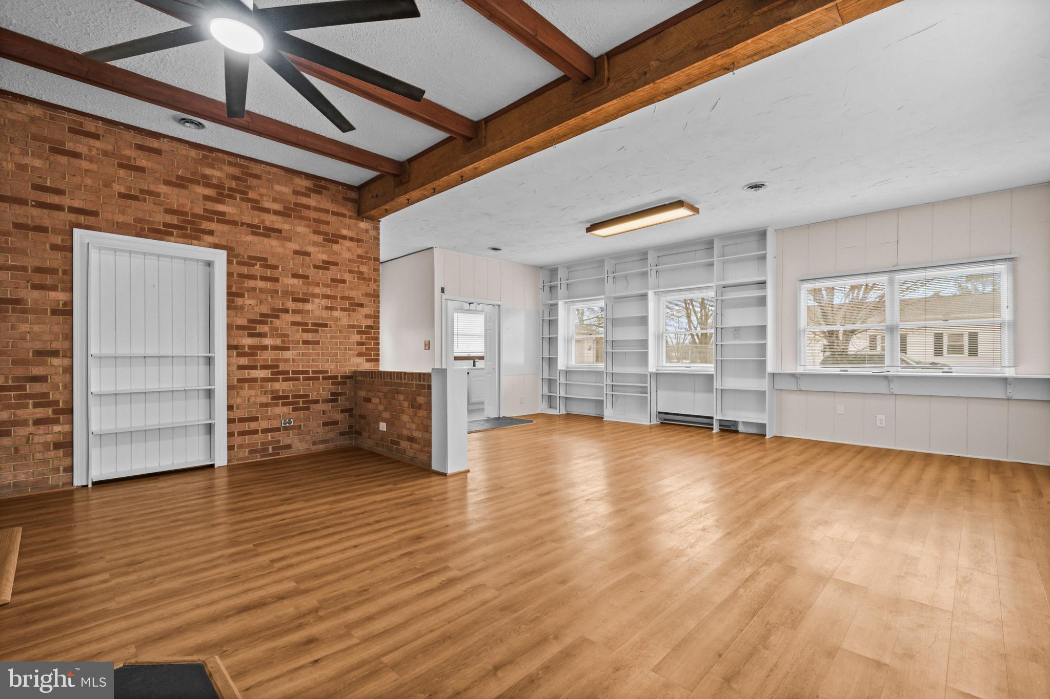 WHITE PLAINS VILLAGE SUB - Residential