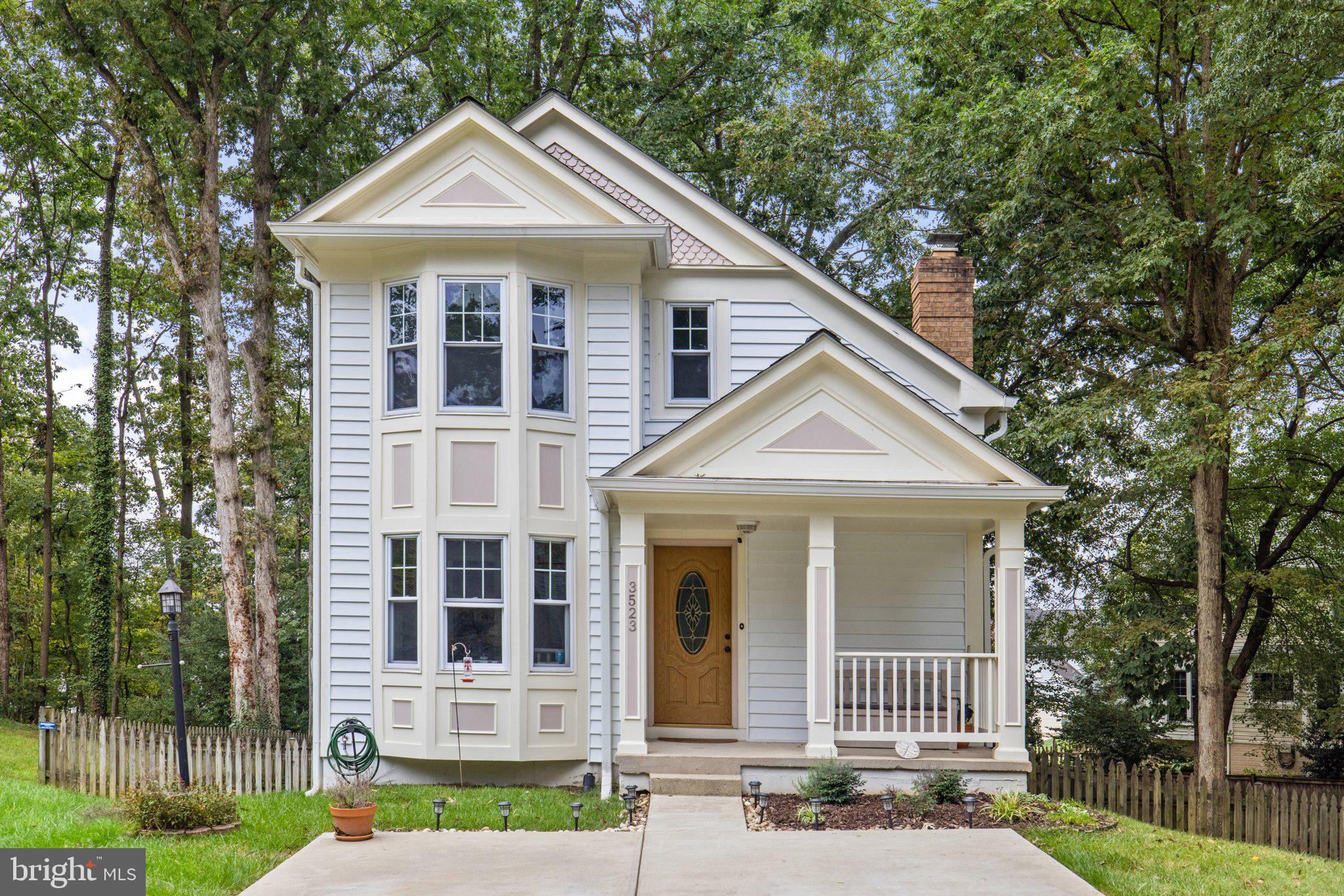 LAKE RIDGE - Residential