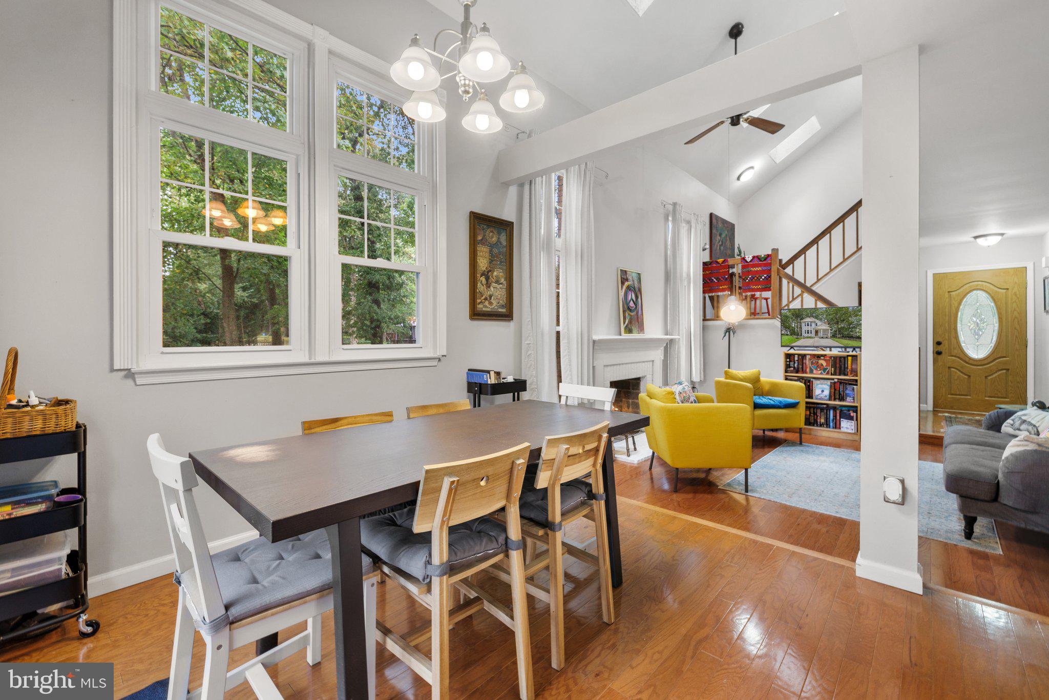 LAKE RIDGE - Residential