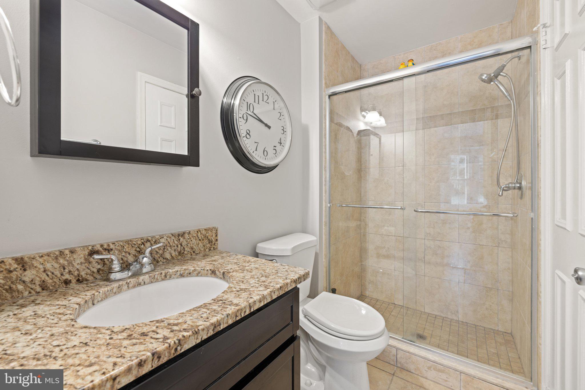 LAKE RIDGE - Residential