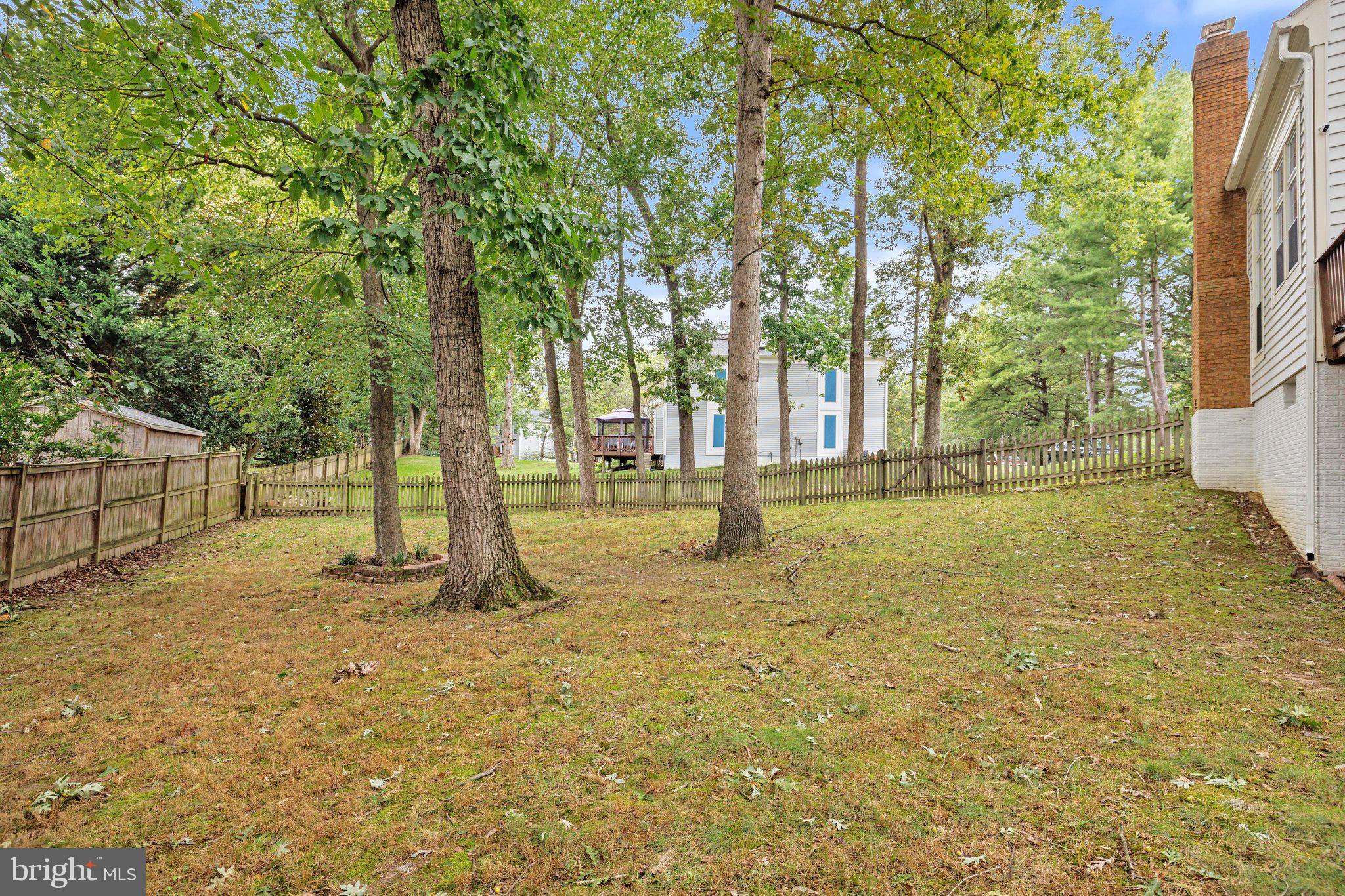 LAKE RIDGE - Residential