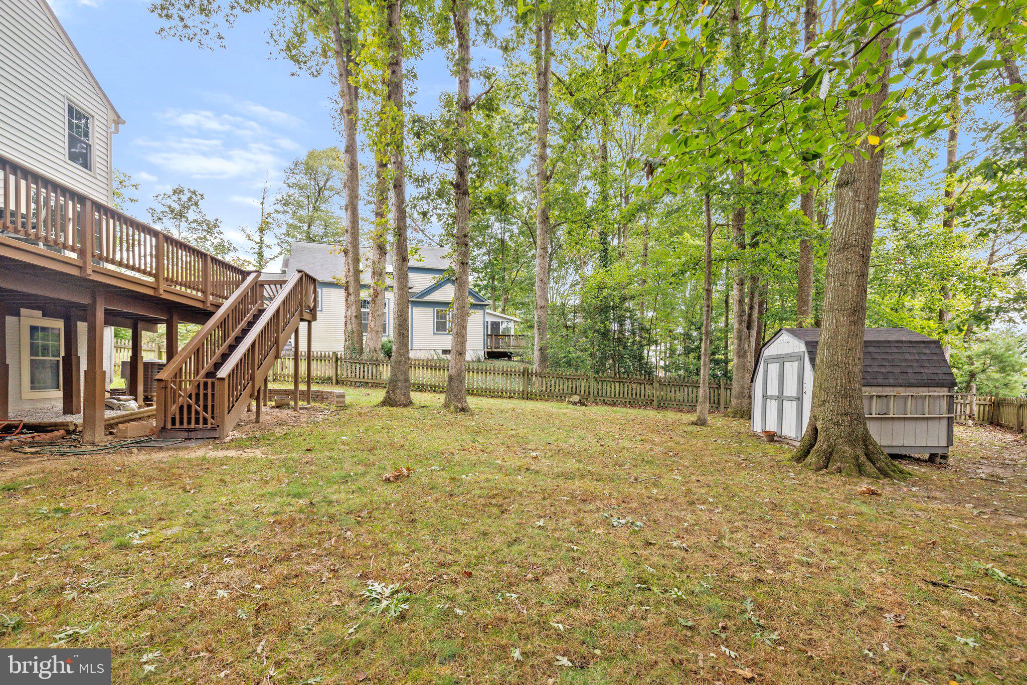 LAKE RIDGE - Residential