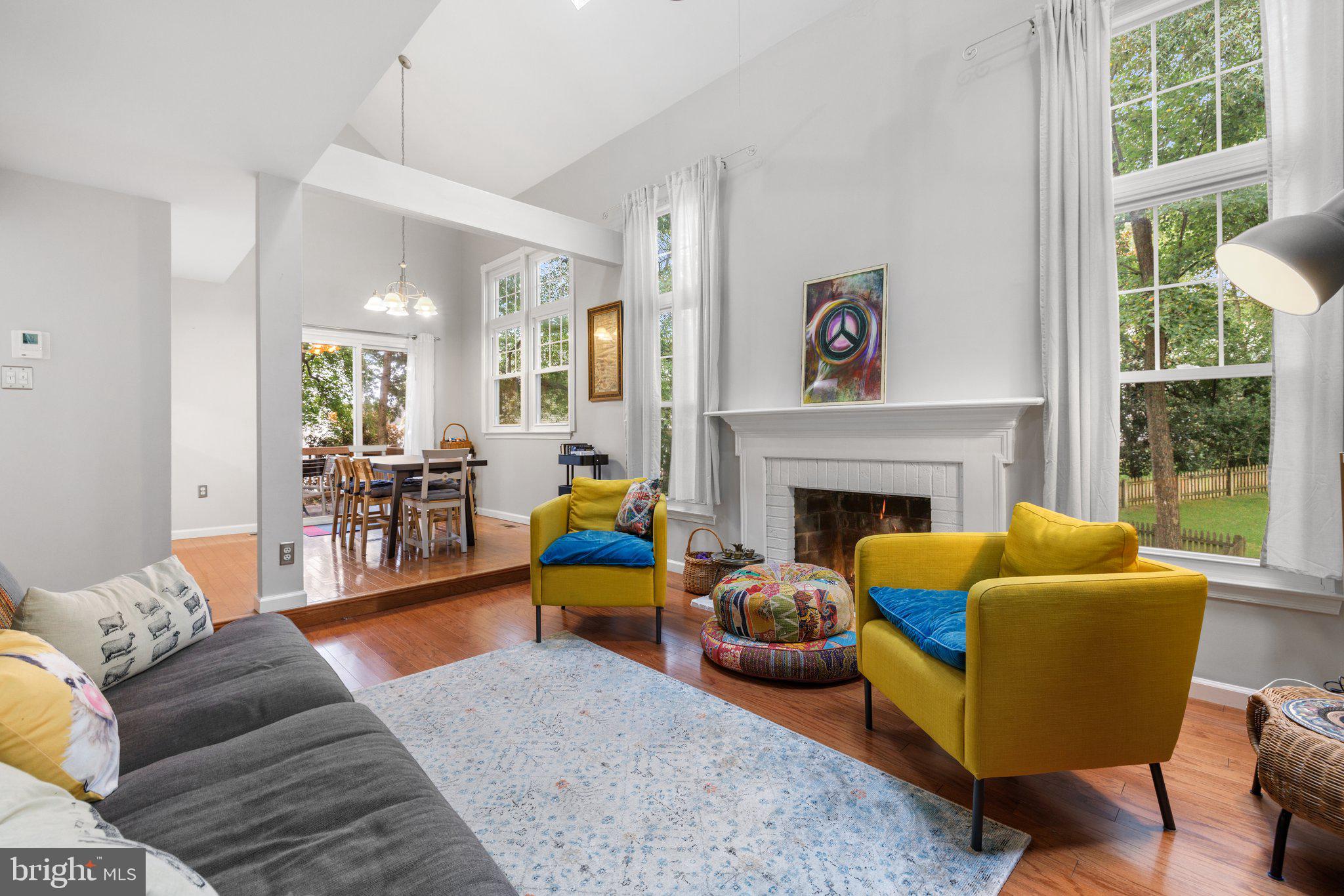 LAKE RIDGE - Residential