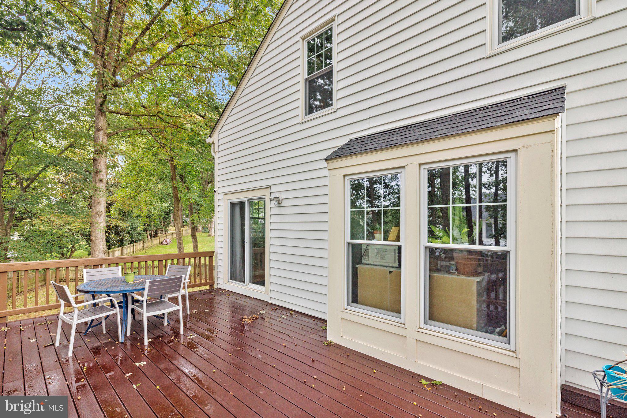 LAKE RIDGE - Residential