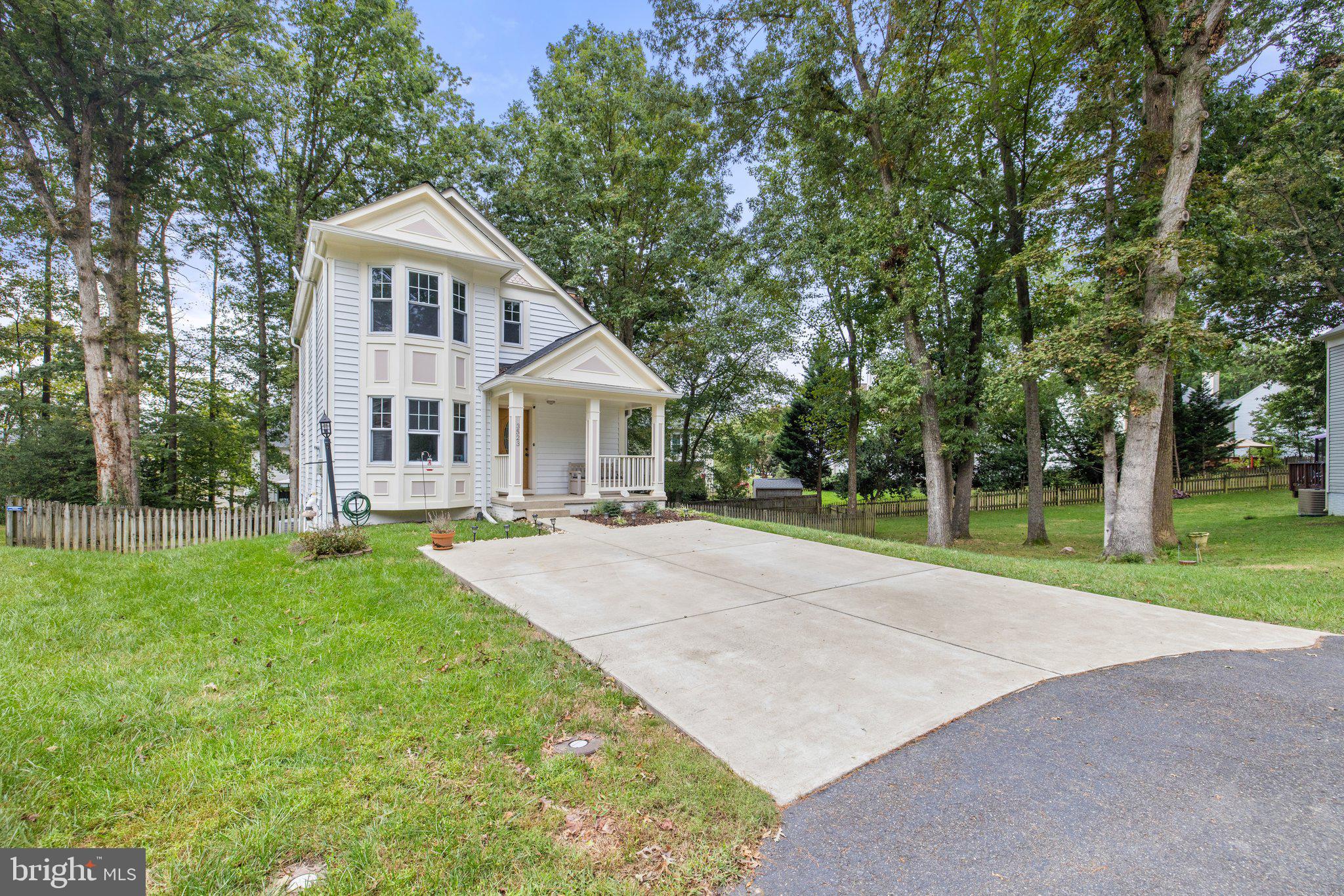 LAKE RIDGE - Residential